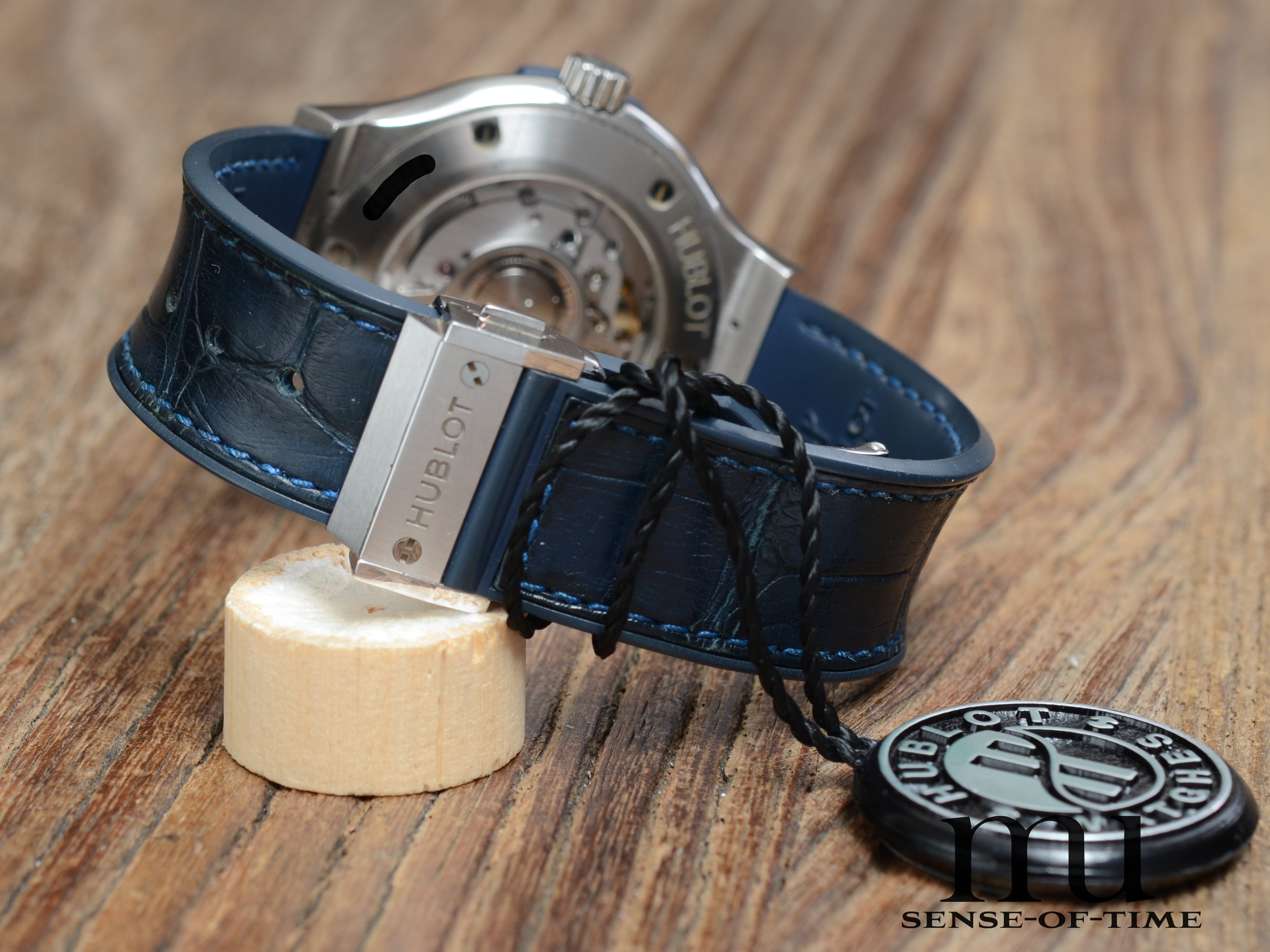 Hublot Classic Fusion, Medium 38mm, Blaues Zifferblatt, Ref.: 565.NX.7170.LR