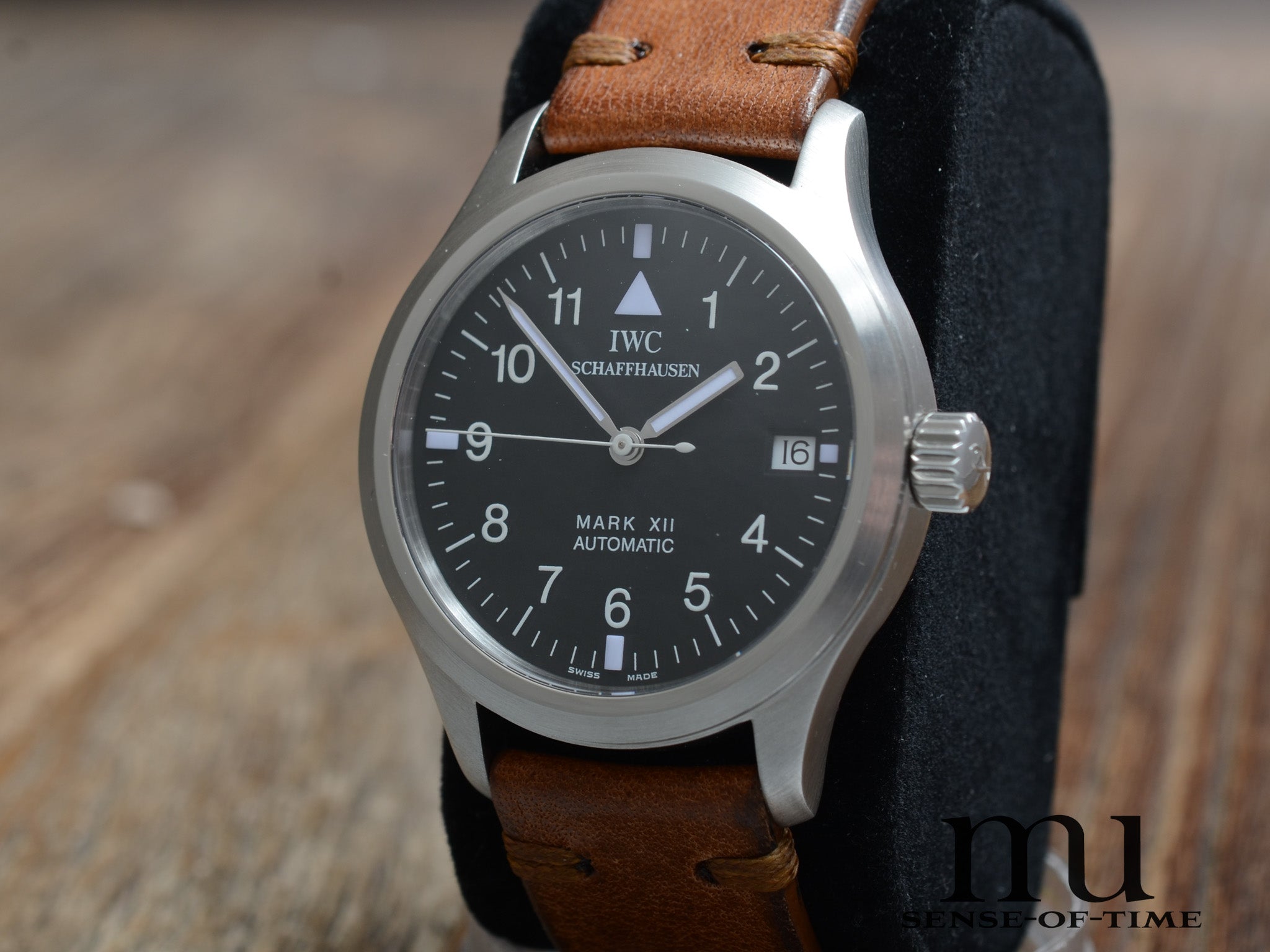 IWC Mark XII Fliegeruhr mit jungem Herstellerservice, Ref.: IW3241