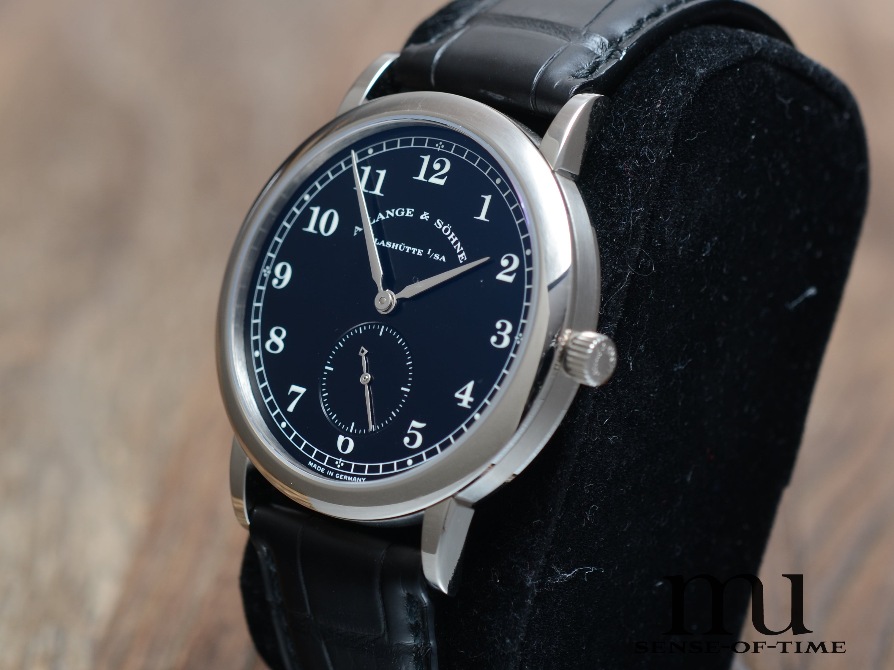 Lange & Söhne 1815 in 18kt Weißgold, schwarzes Zifferblatt, Full Set, NOS, Ref.: 206.029