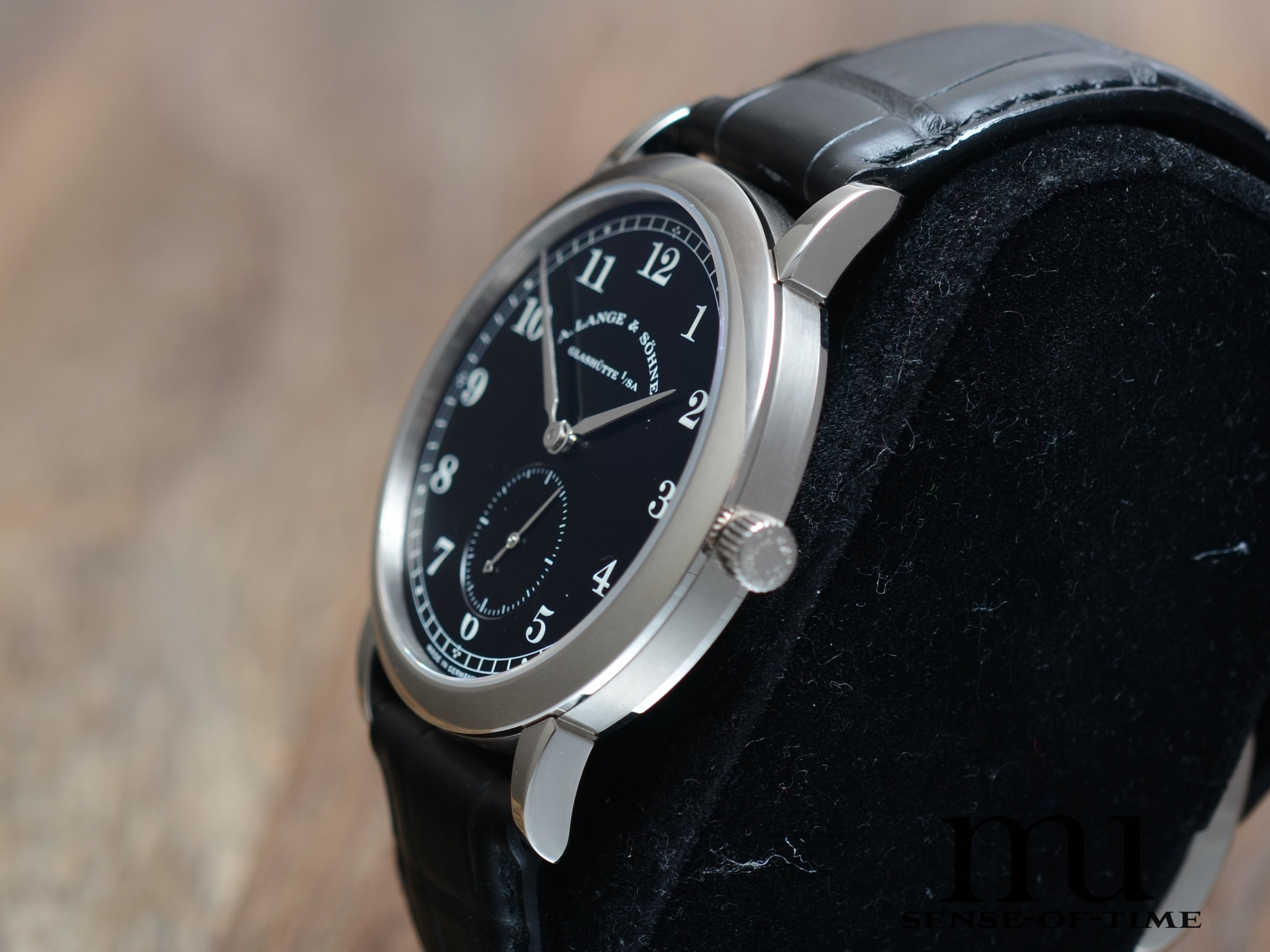 Lange & Söhne 1815 in 18kt Weißgold, schwarzes Zifferblatt, Full Set, NOS, Ref.: 206.029