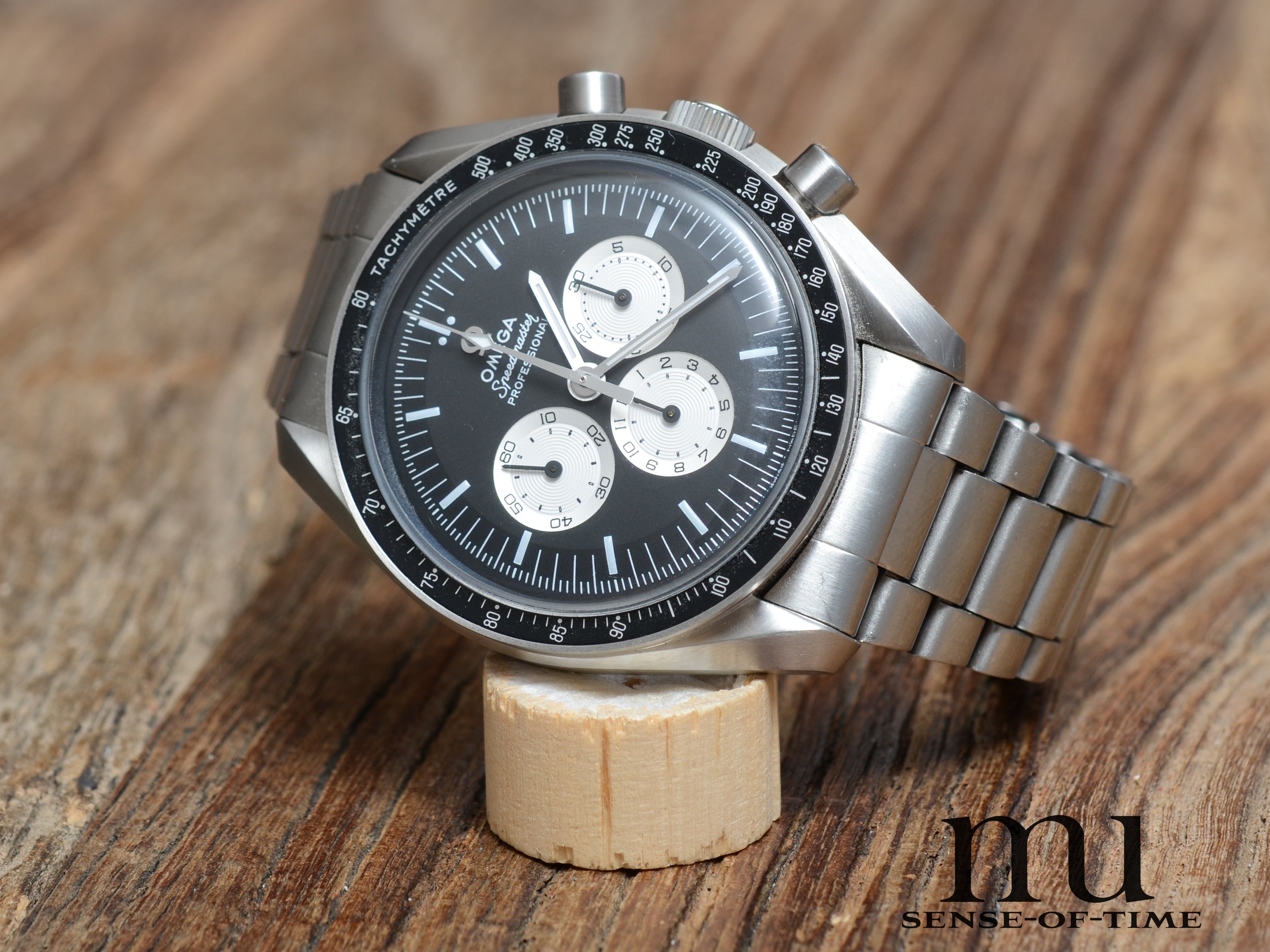 Omega Speedmaster SpeedyTuesday I Limited Edition mit Extra-Stahlband, Full Set