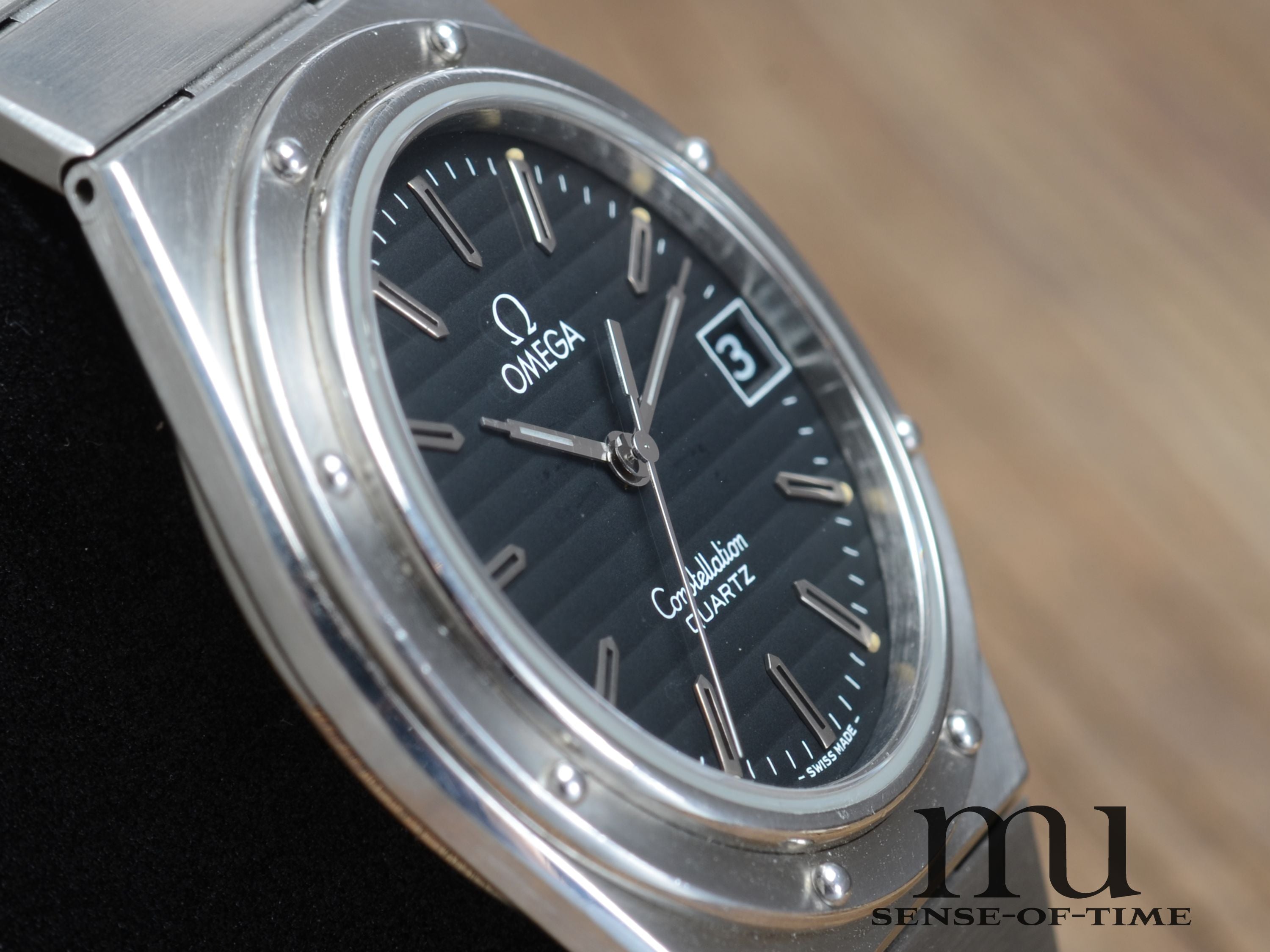 Omega Constellation Marine Porthole Schwarzes Zifferblatt