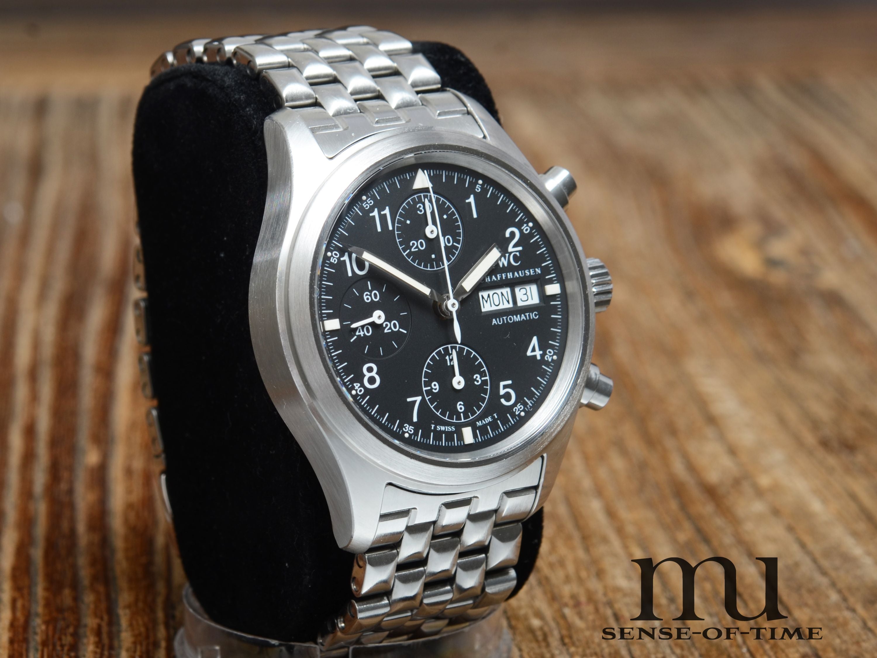 IWC Pilot Flieger-Chronograph Dot-Dial, Ref.: IW3706