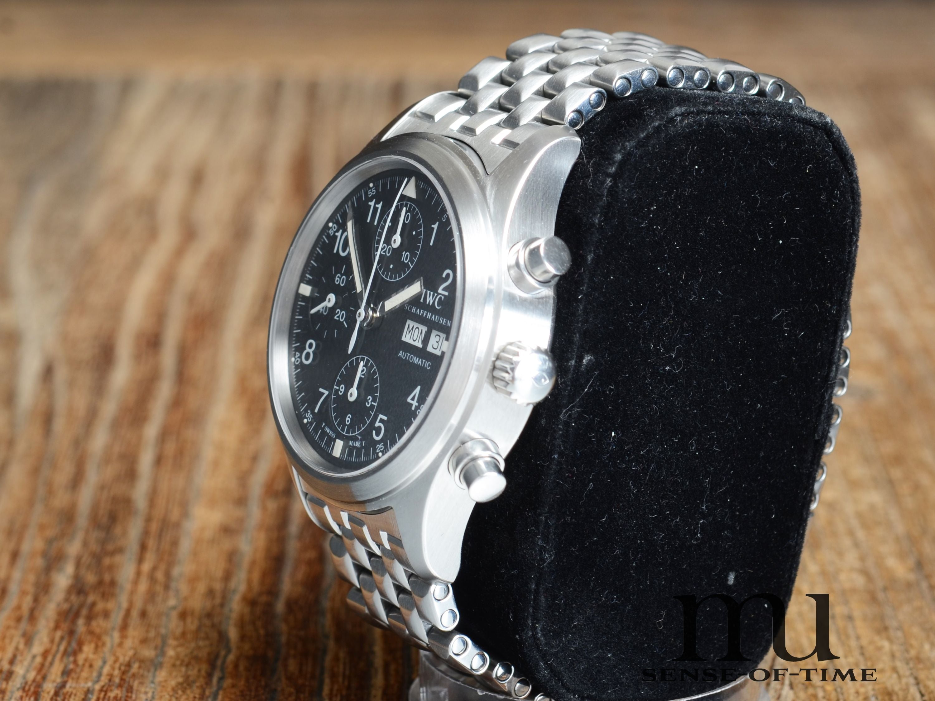 IWC Pilot Flieger-Chronograph Dot-Dial, Ref.: IW3706