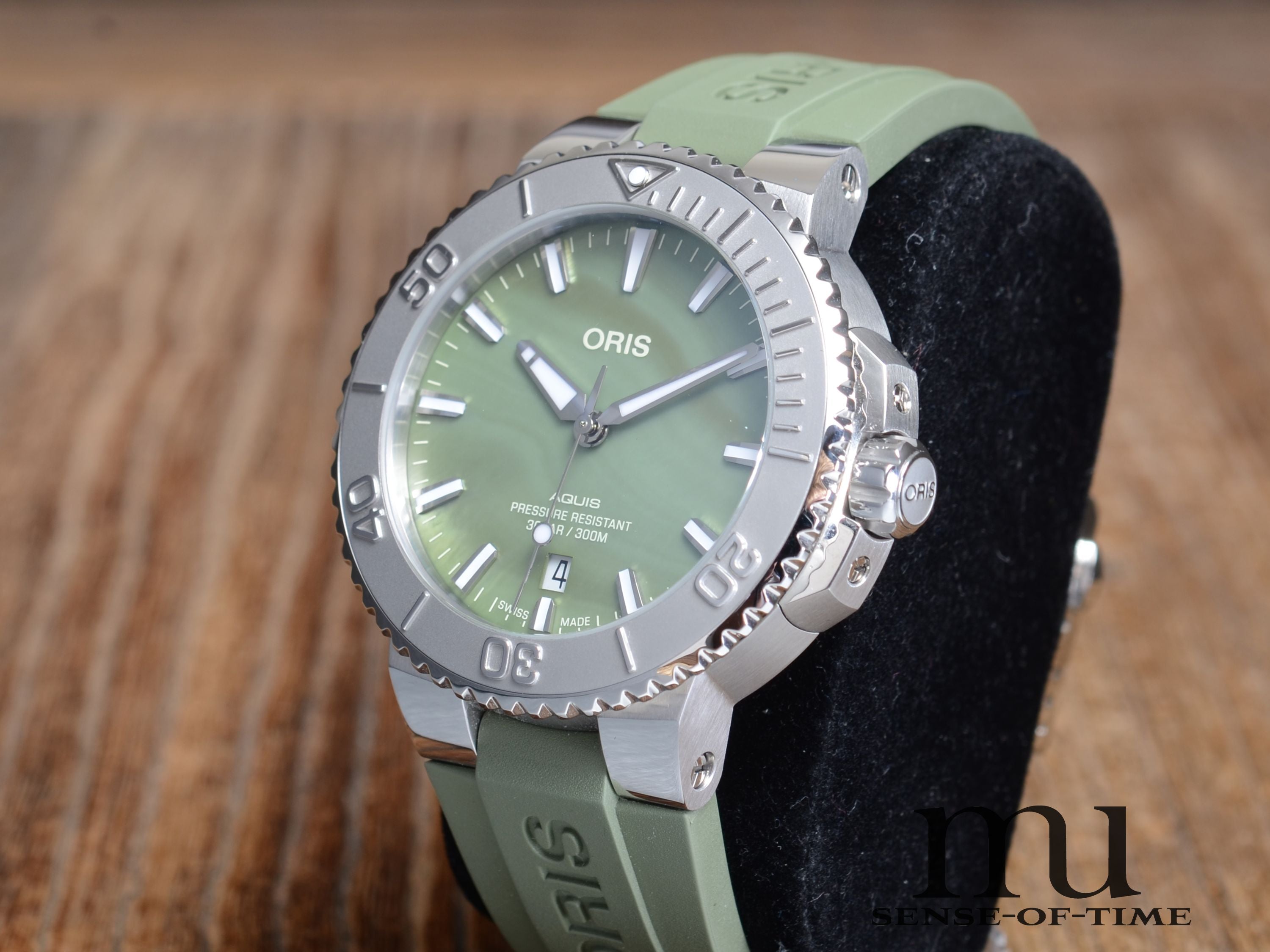 Oris Aquis Diver New York Harbor Limited Edition