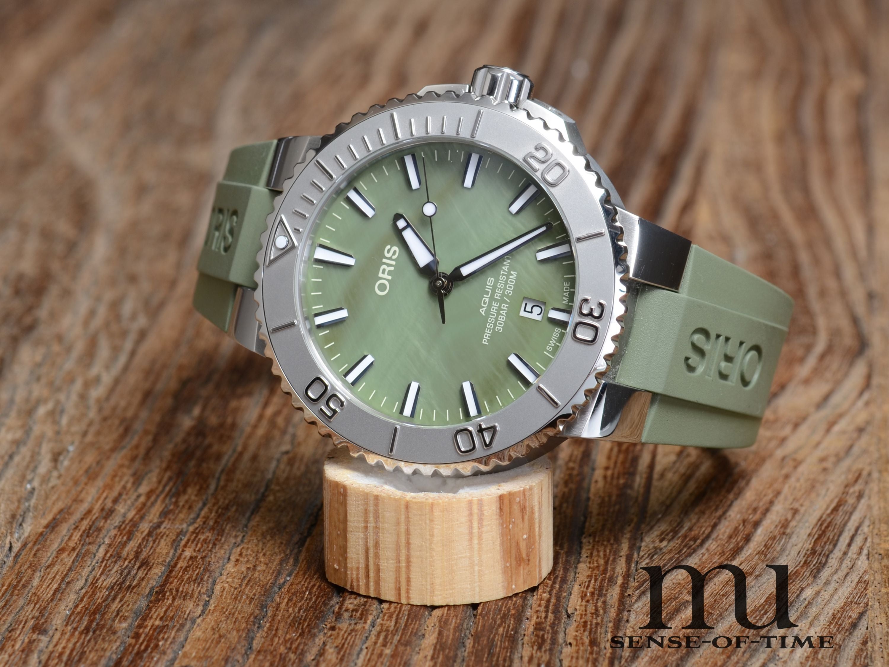 Oris Aquis Diver New York Harbor Limited Edition