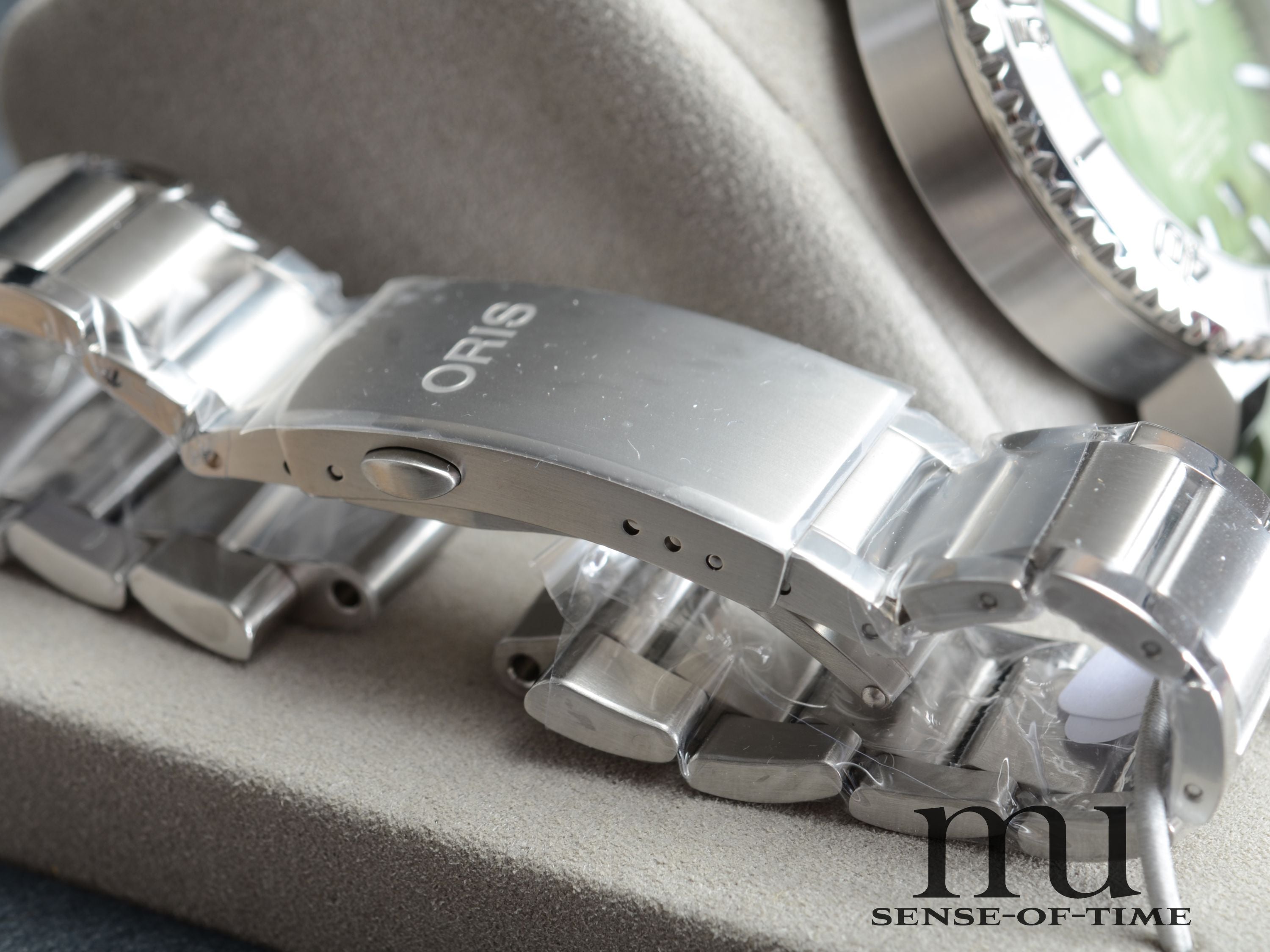 Oris Aquis Diver New York Harbor Limited Edition