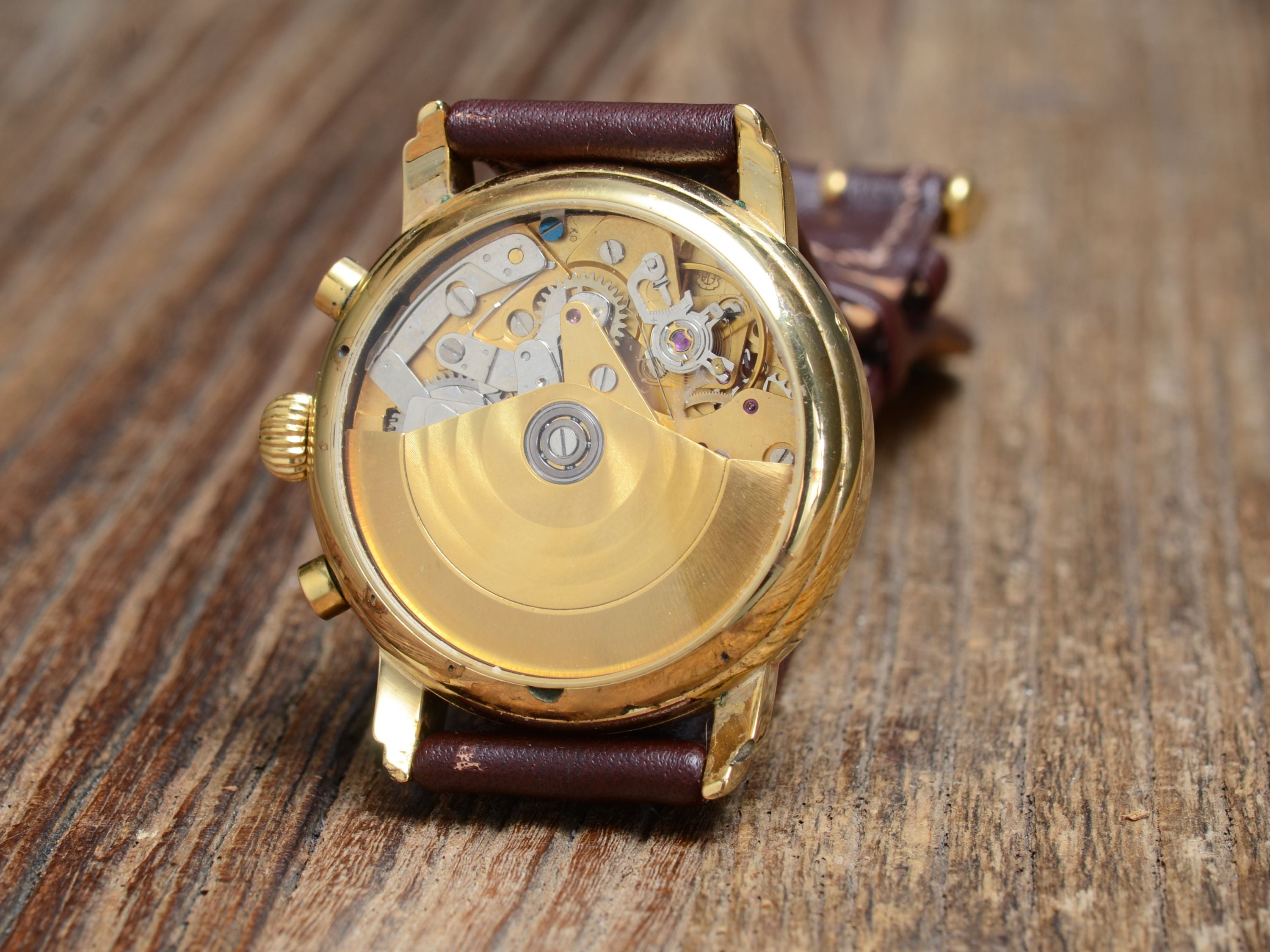 Barney Vollkalender Chronograph, vergoldet, ETA-Uhrwerk