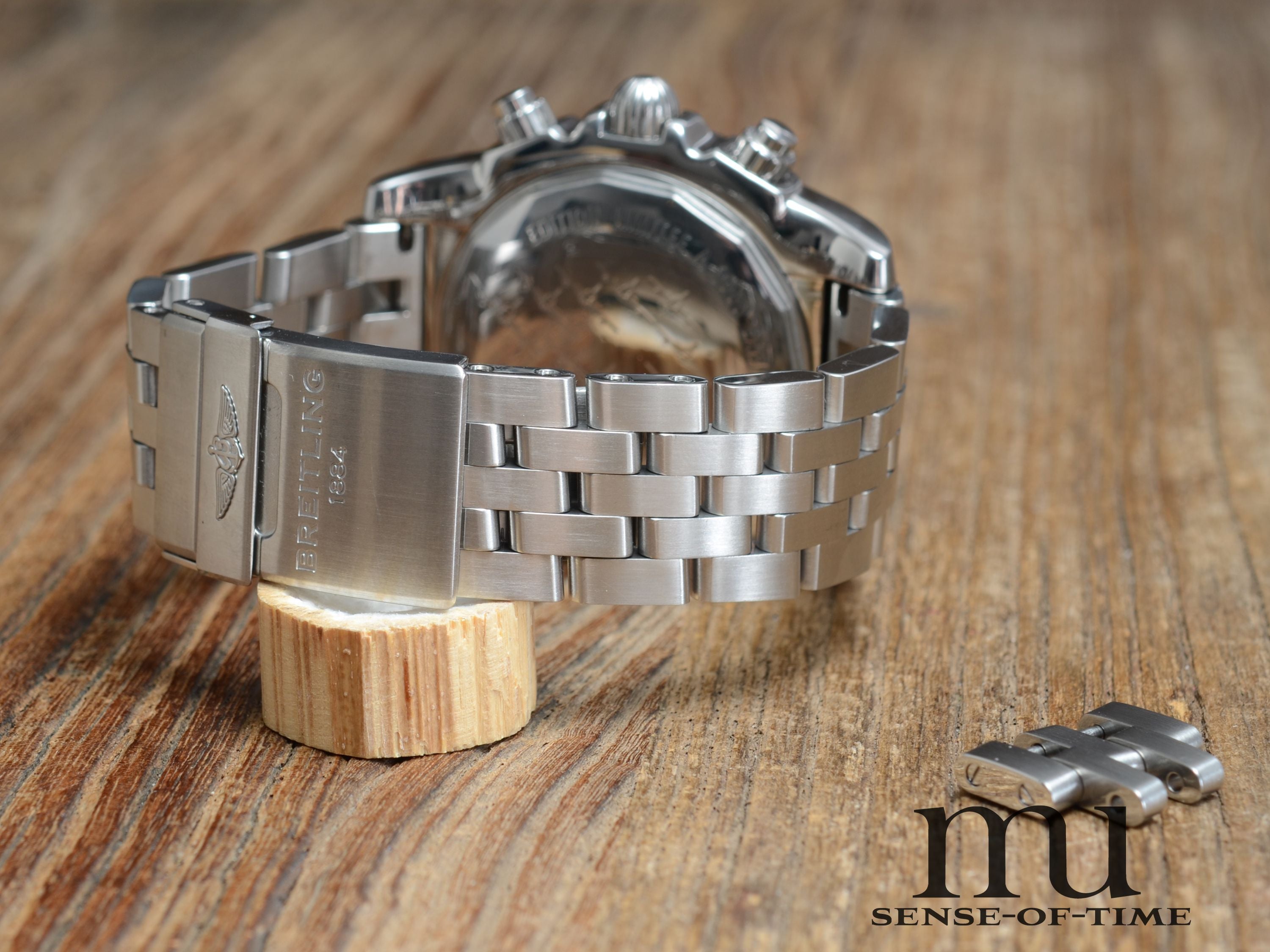 Breitling Chronomat B01 Frecce Tricolori Pilotband Limited Edition, Ref.: AB01104D