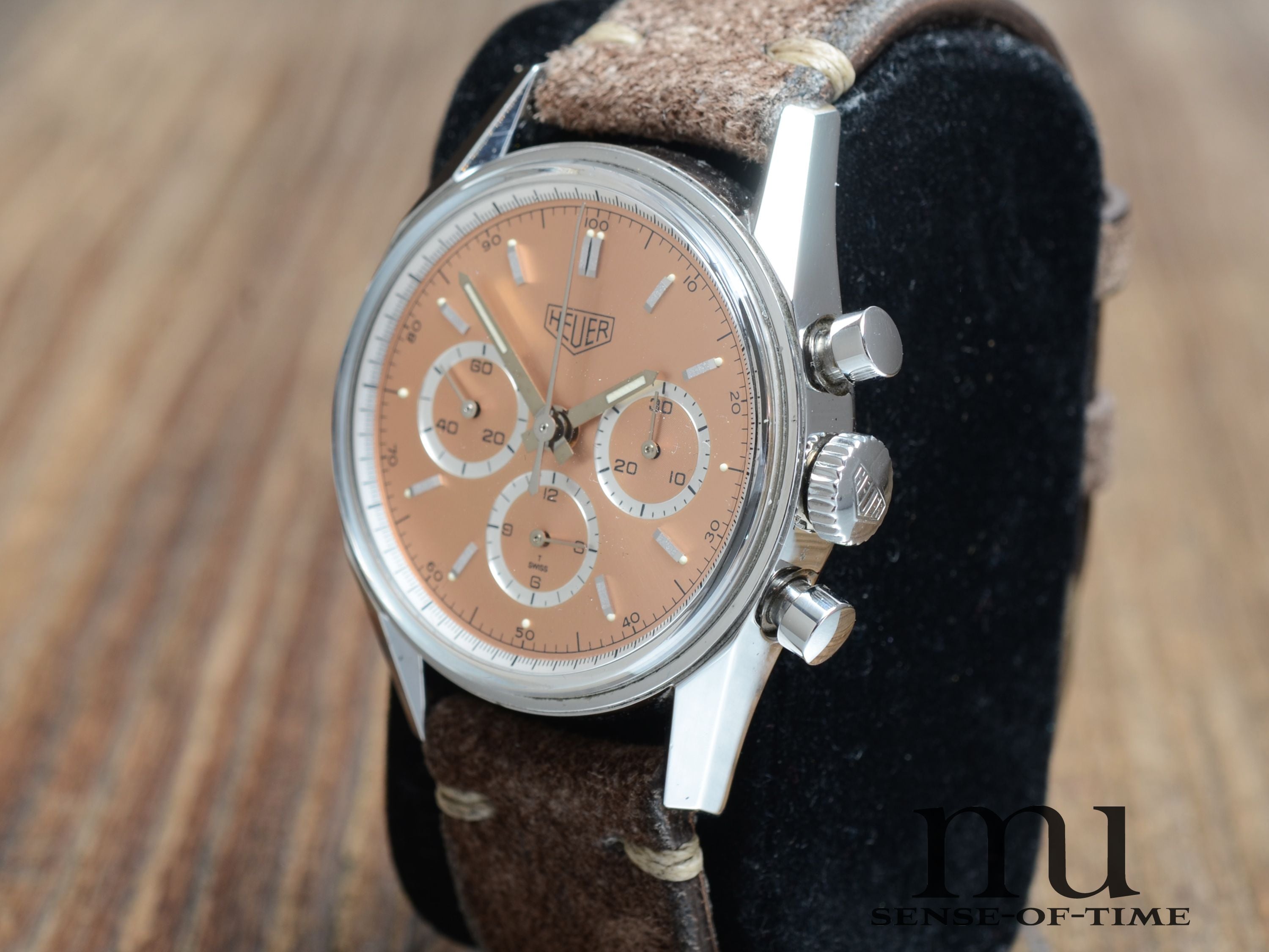 Heuer Carrera 1964 Re-Edition Lemania Handaufzug Salmon Dial, Ref.: CS3112