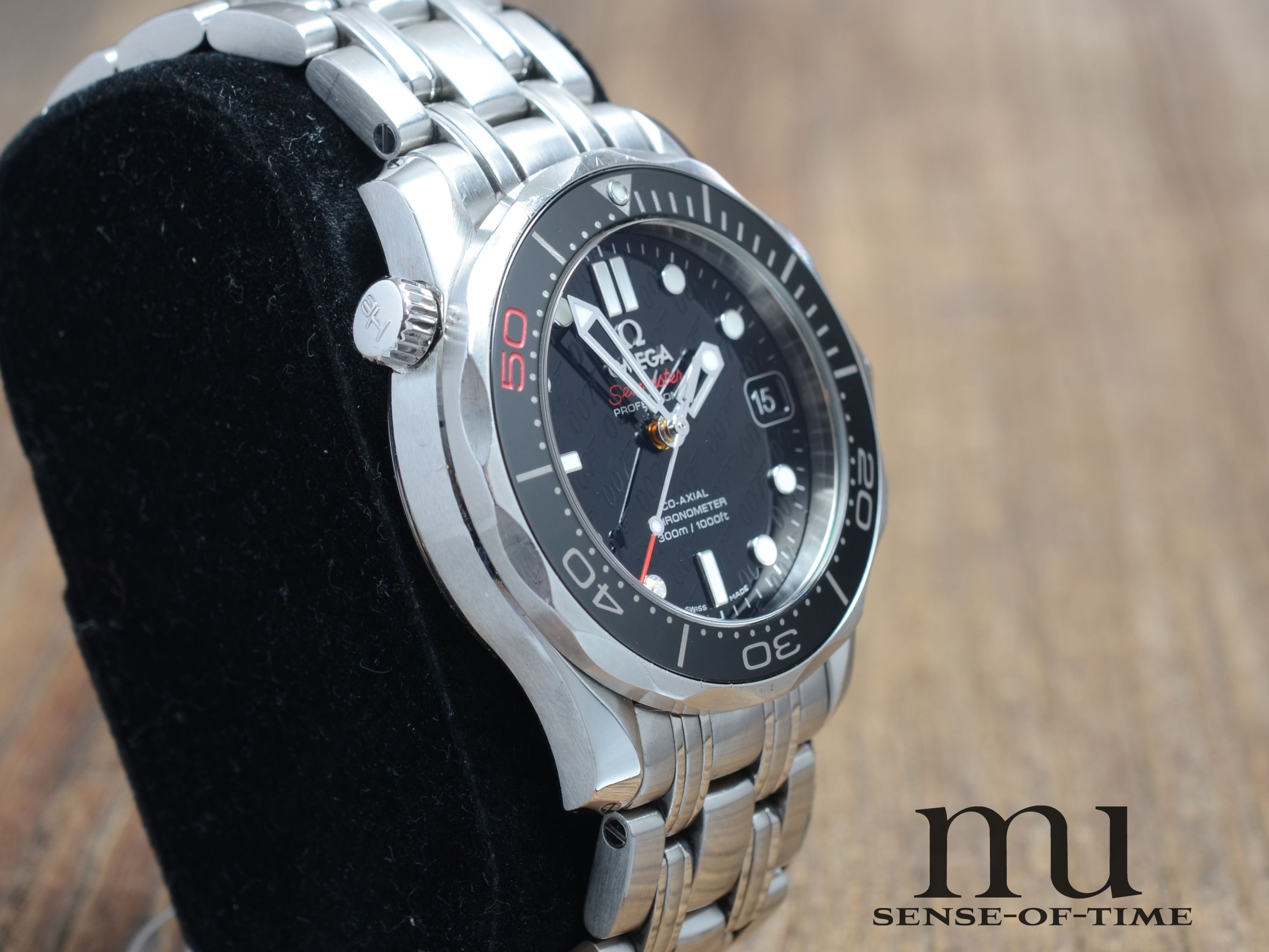 Omega Seamaster Prof. James Bond 007 Limited Edition, Ref.: 212.30.36.20.51.001