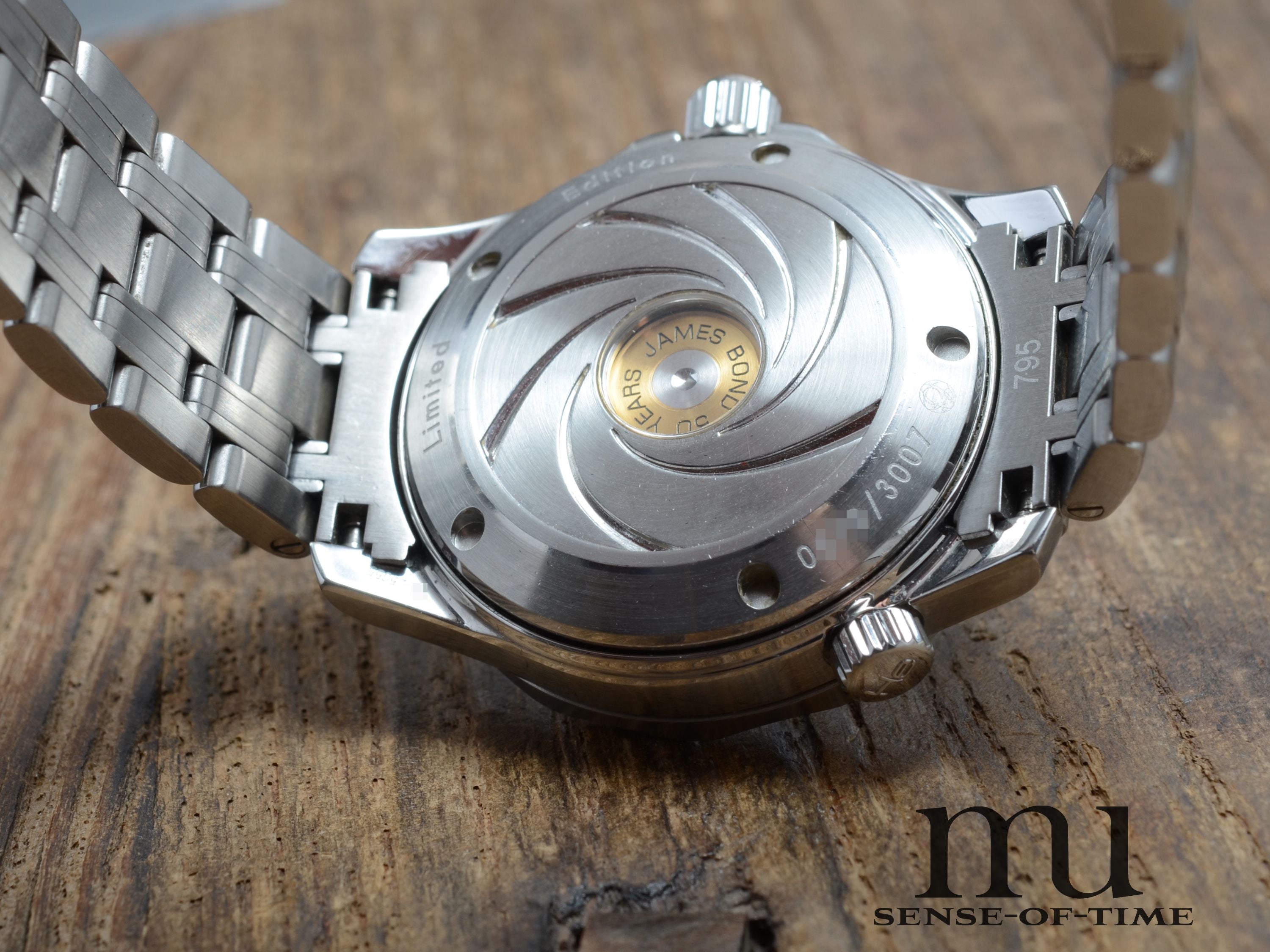 Omega Seamaster Prof. James Bond 007 Limited Edition, Ref.: 212.30.36.20.51.001