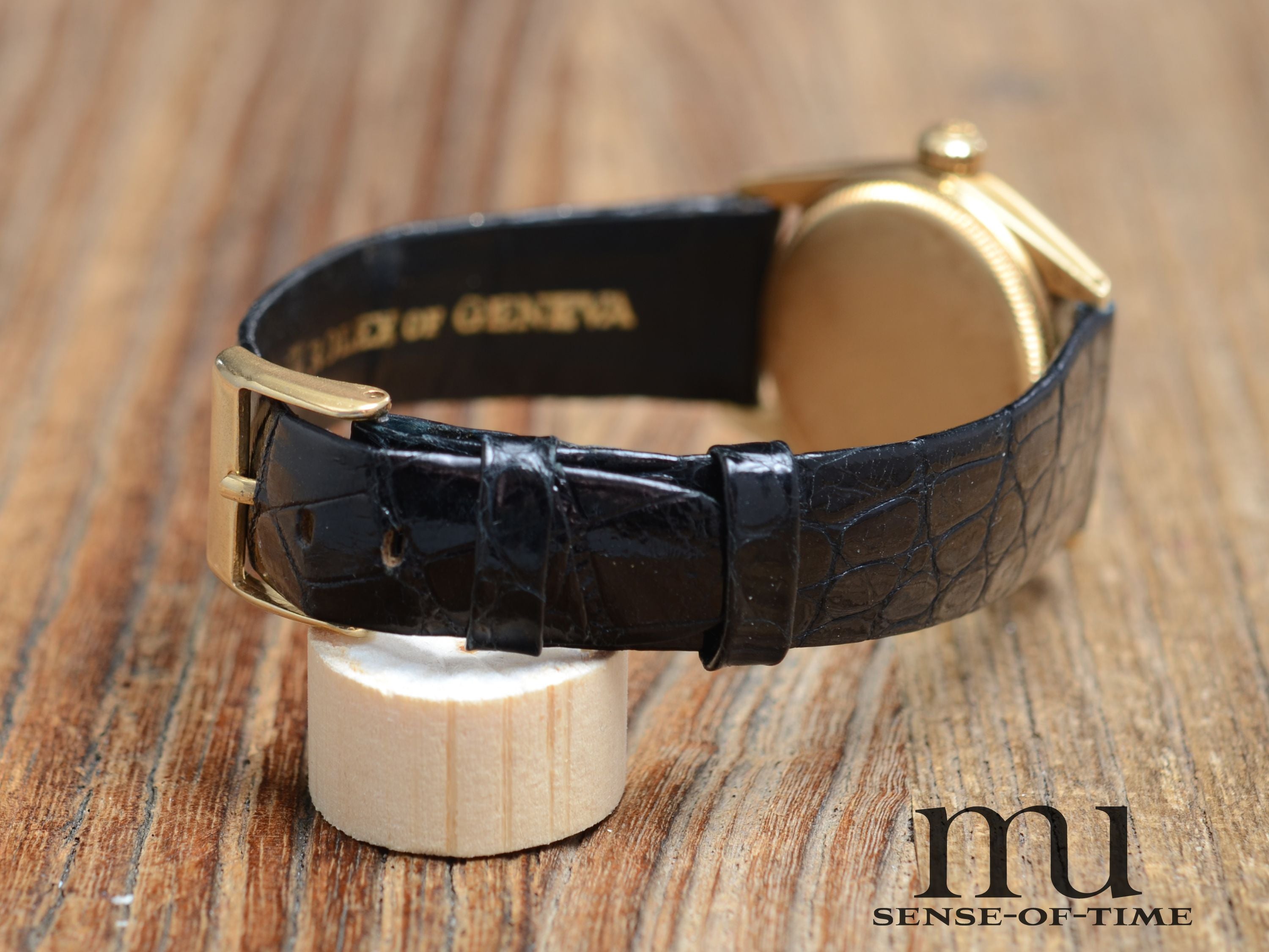 Rolex Oyster Perpetual Lady, 18kt Gold, 31mm, Schwarzes Zifferblatt, Ref.: 6751