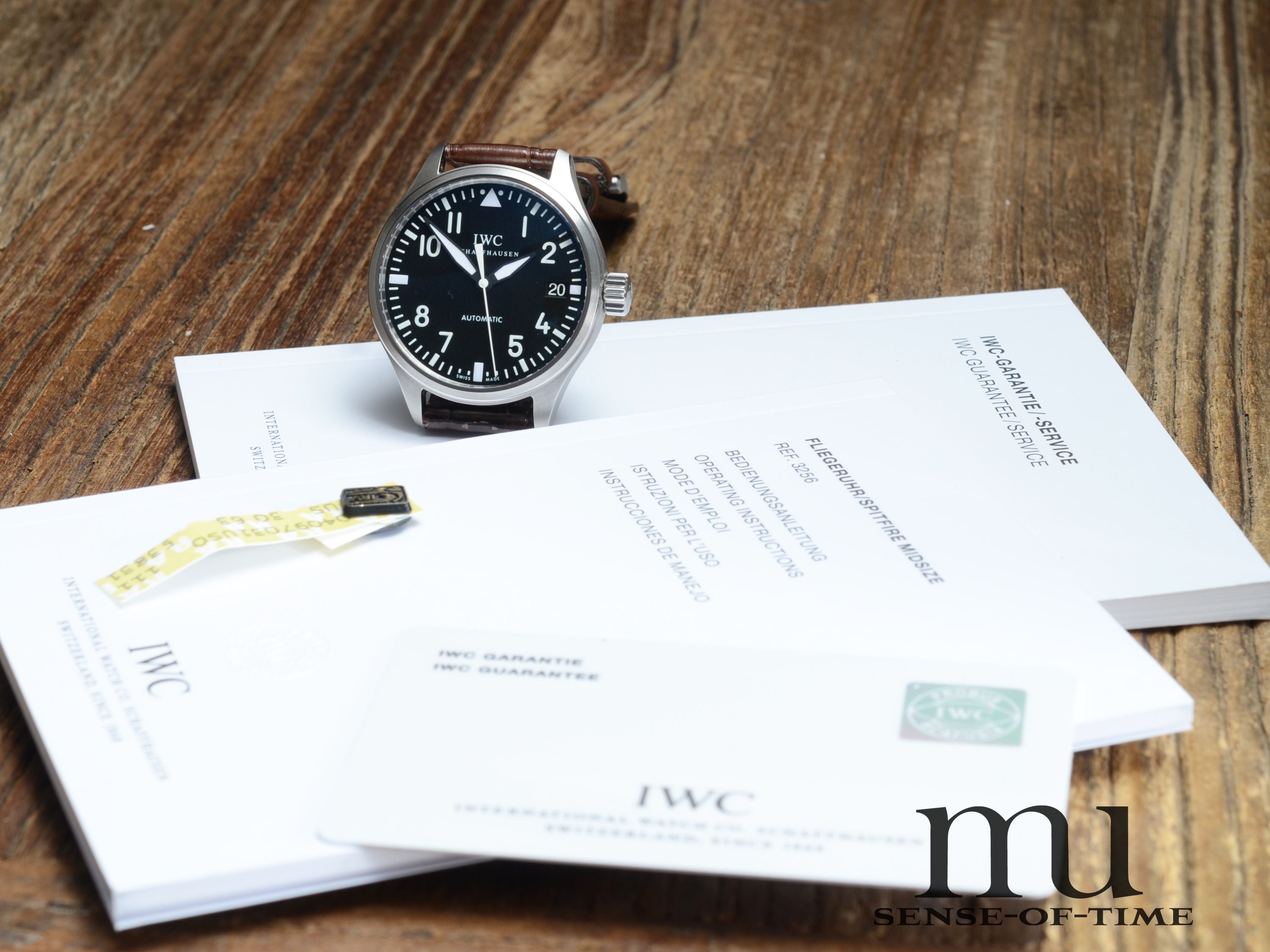 IWC Fliegeruhr Pilot's Watch, Medium, 34mm, NOS, Ref.: 3256