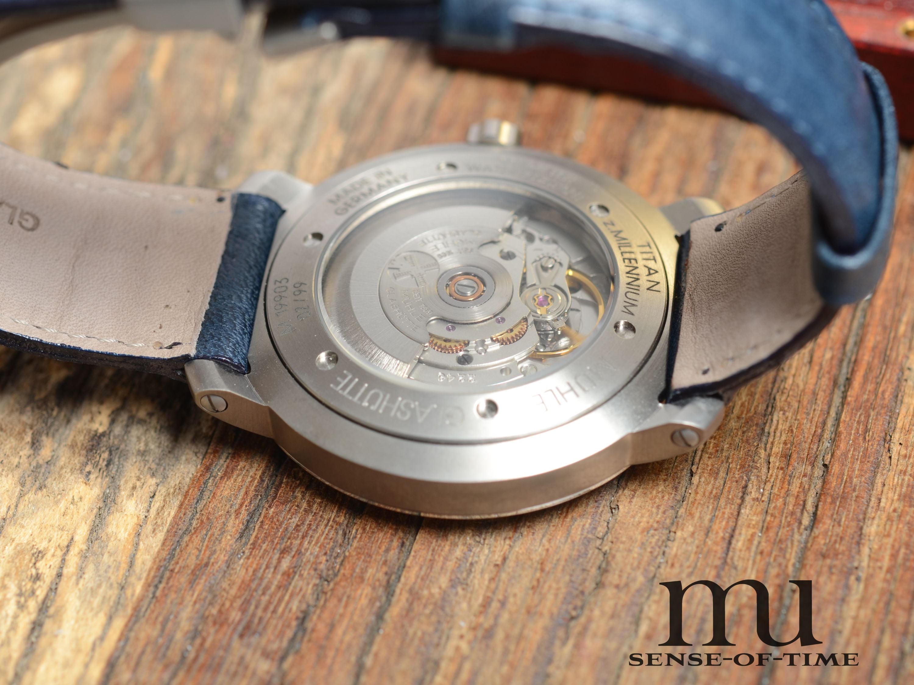 Mühle Millennium Set 2/99 bestehend aus 9 Uhren (1x davon Platin ), Limited Edition, NOS