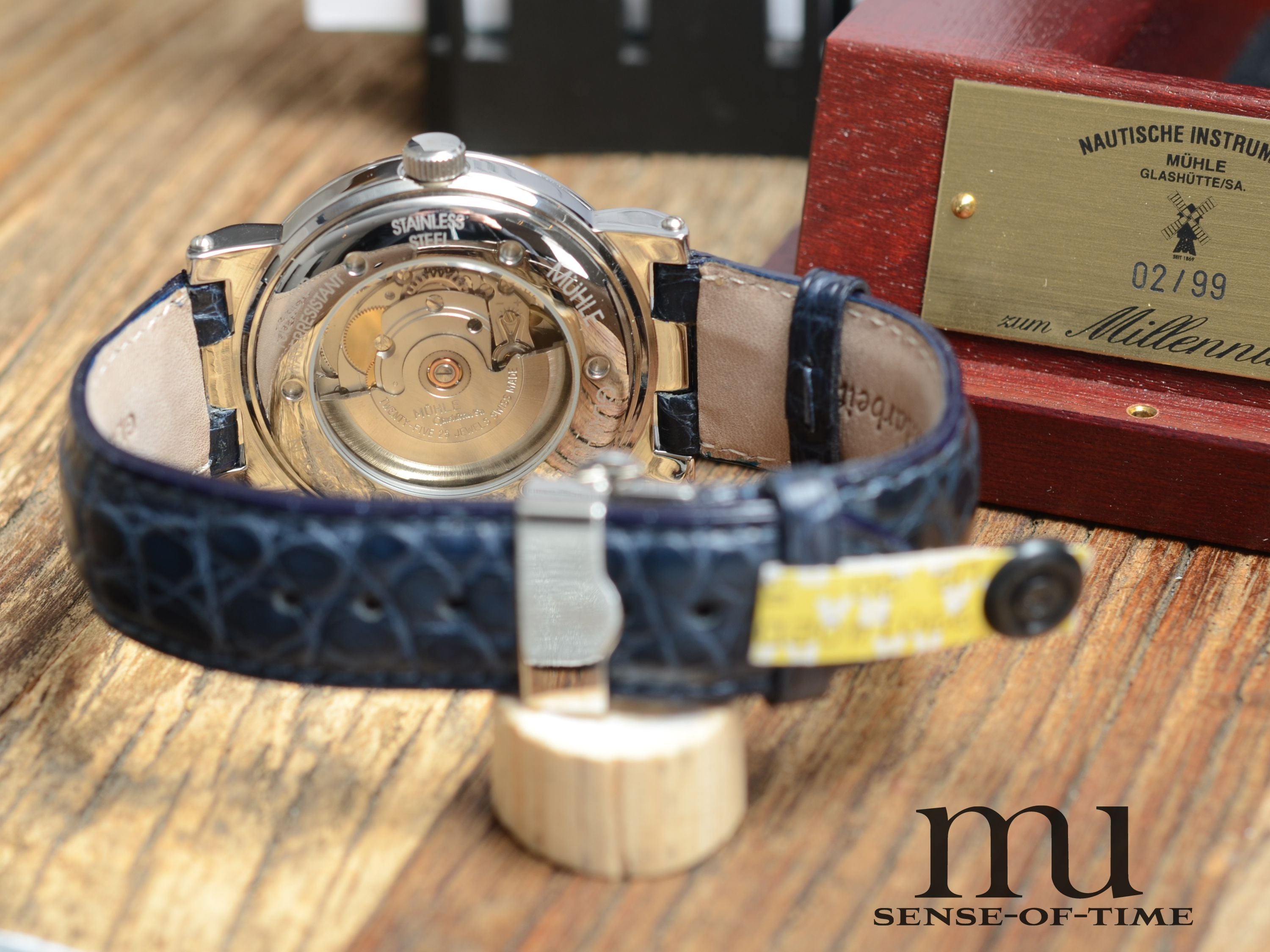 Mühle Millennium Set 2/99 bestehend aus 9 Uhren (1x davon Platin ), Limited Edition, NOS