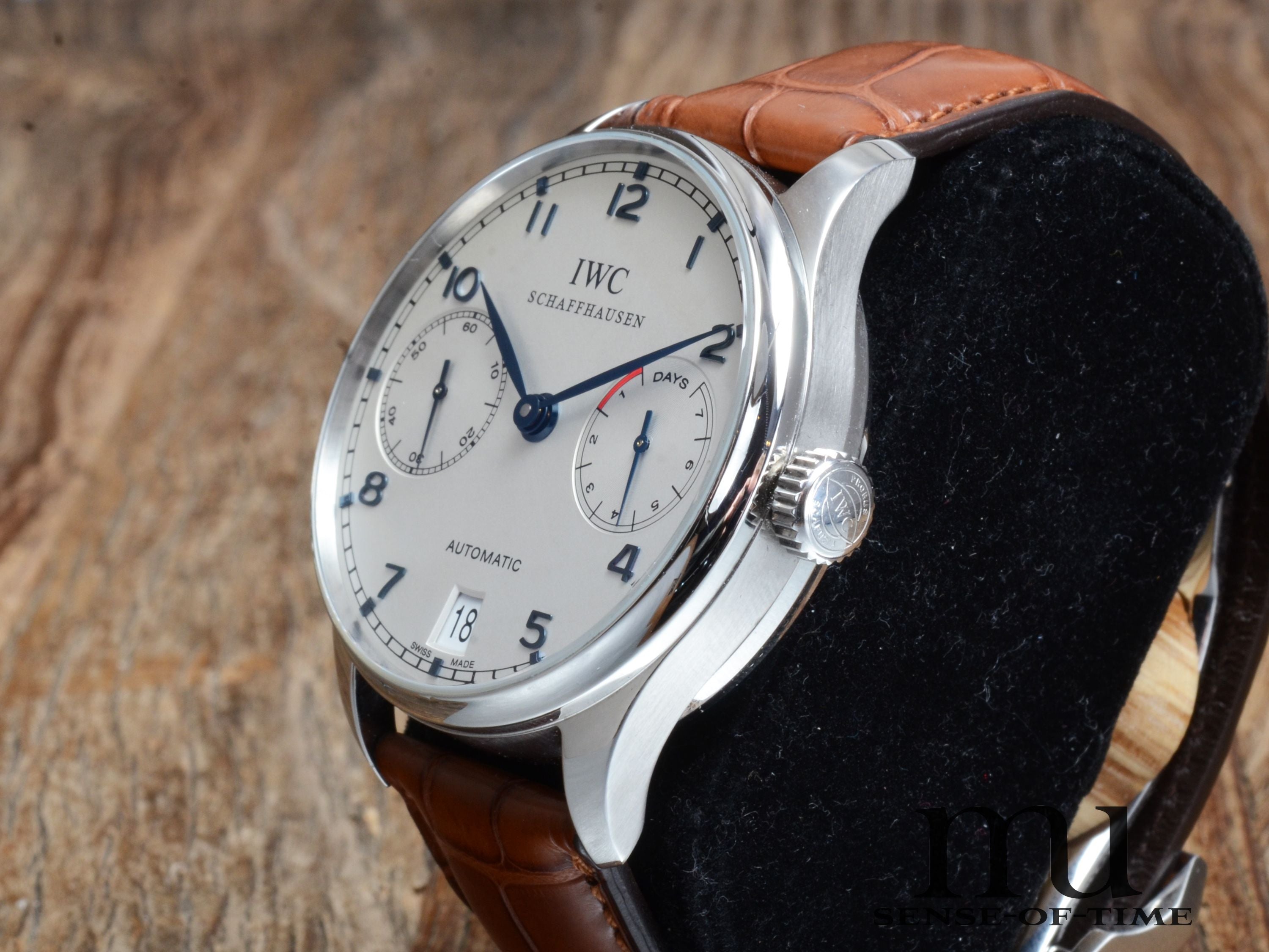 IWC Portugieser Automatik, 8 Tage, weißes Zifferblatt, 42mm, Ref.: IW5001-07