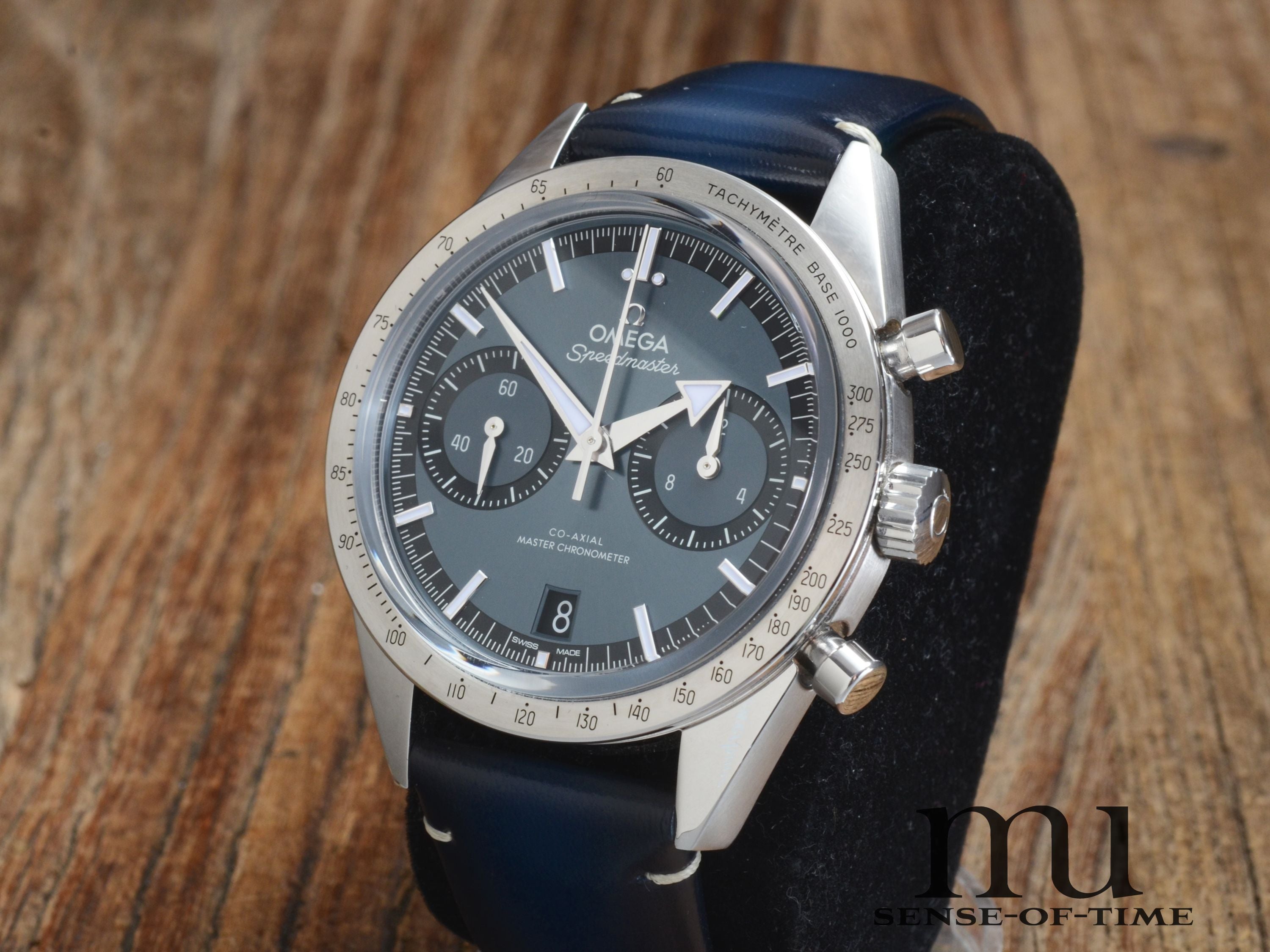 Omega Speedmaster '57 Blaues Zifferblatt, Full Set, Ref.: 332.12.41.51.03.001