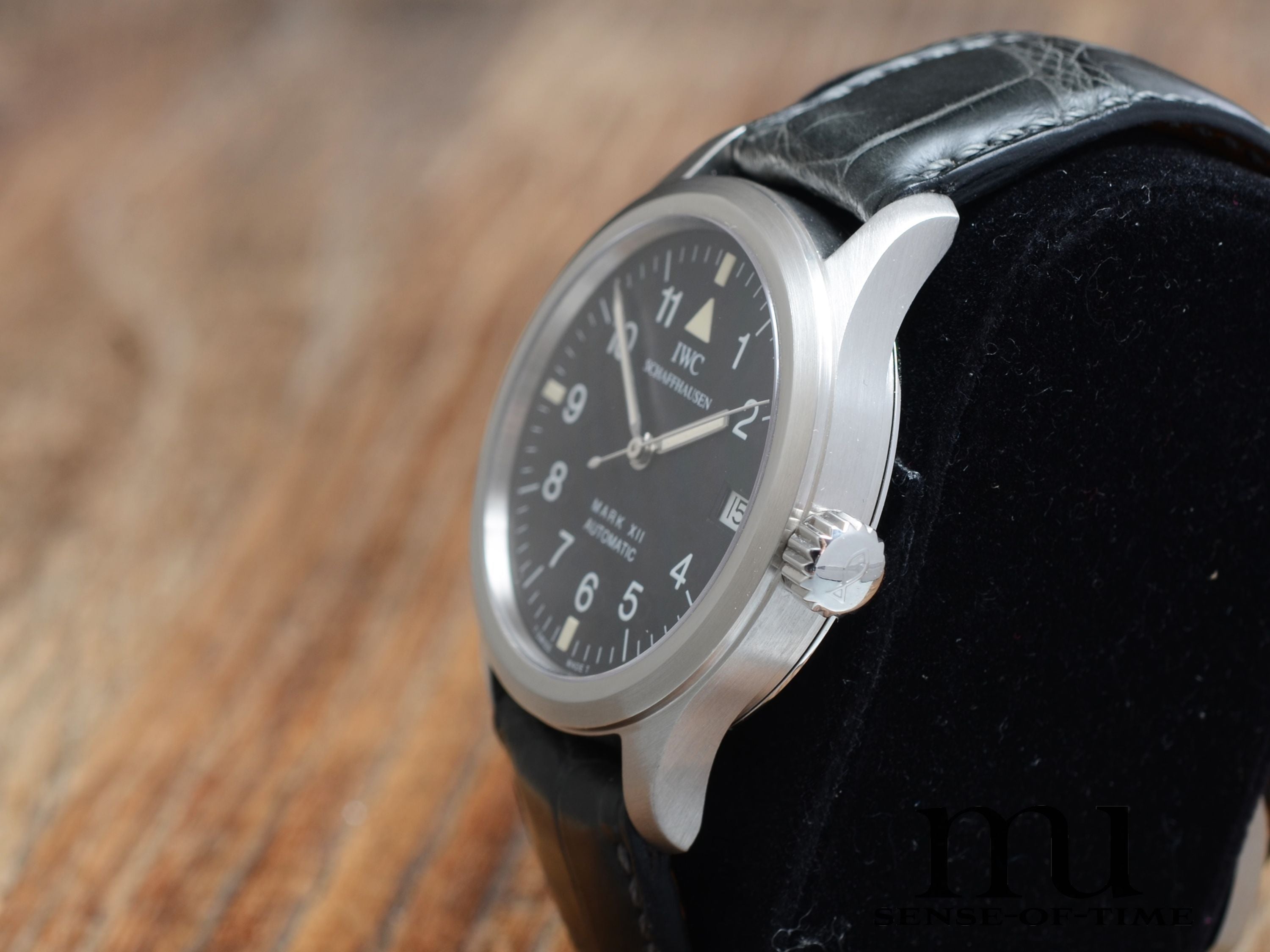 IWC Mark XII Fliegeruhr Tritium Pilot's Watch, Ref.: IW3241