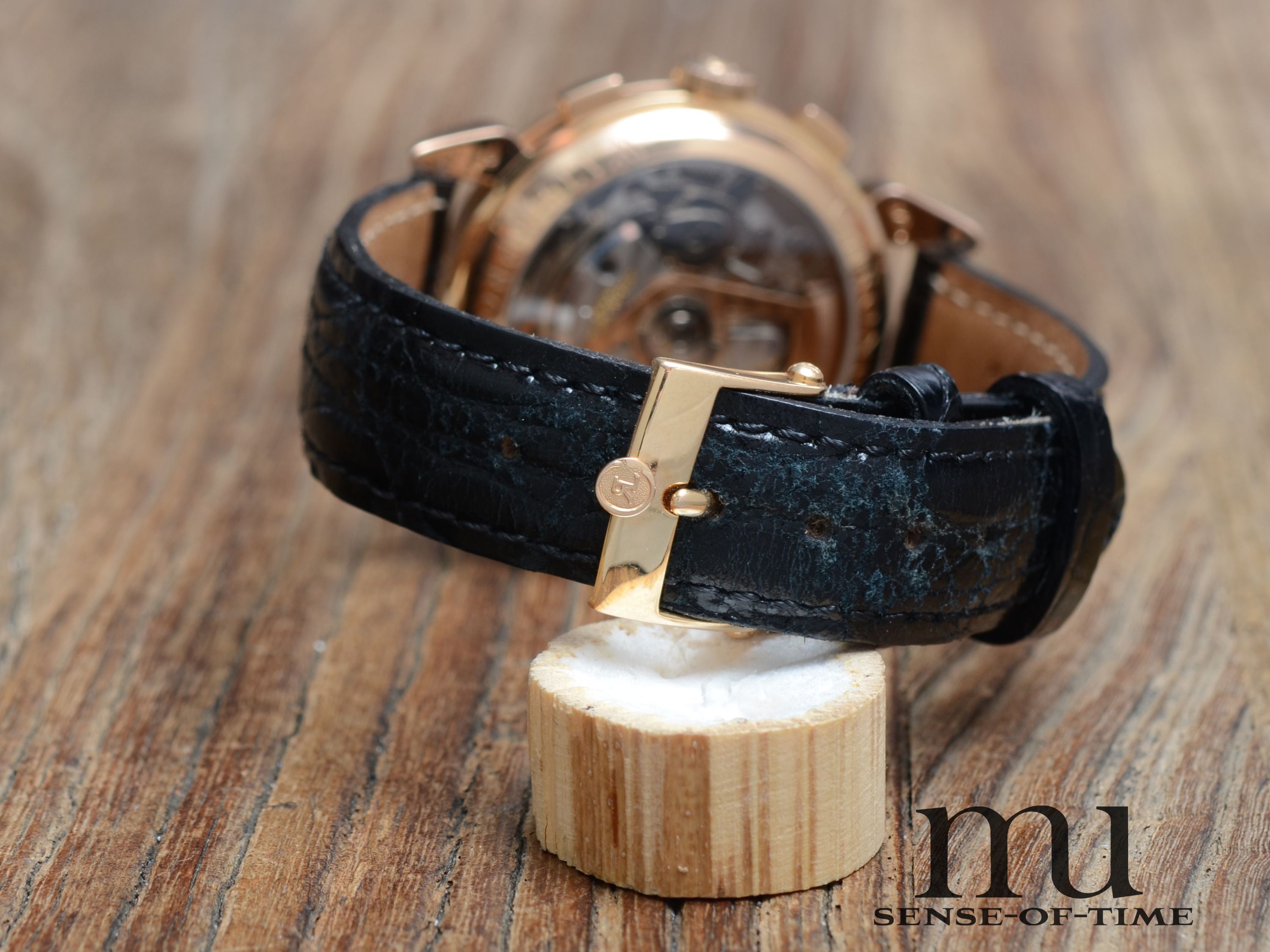 Chronoswiss 'Turtle' Klassik Chronograph, 18kt Gold, Glasboden, Ref.: CH 7401