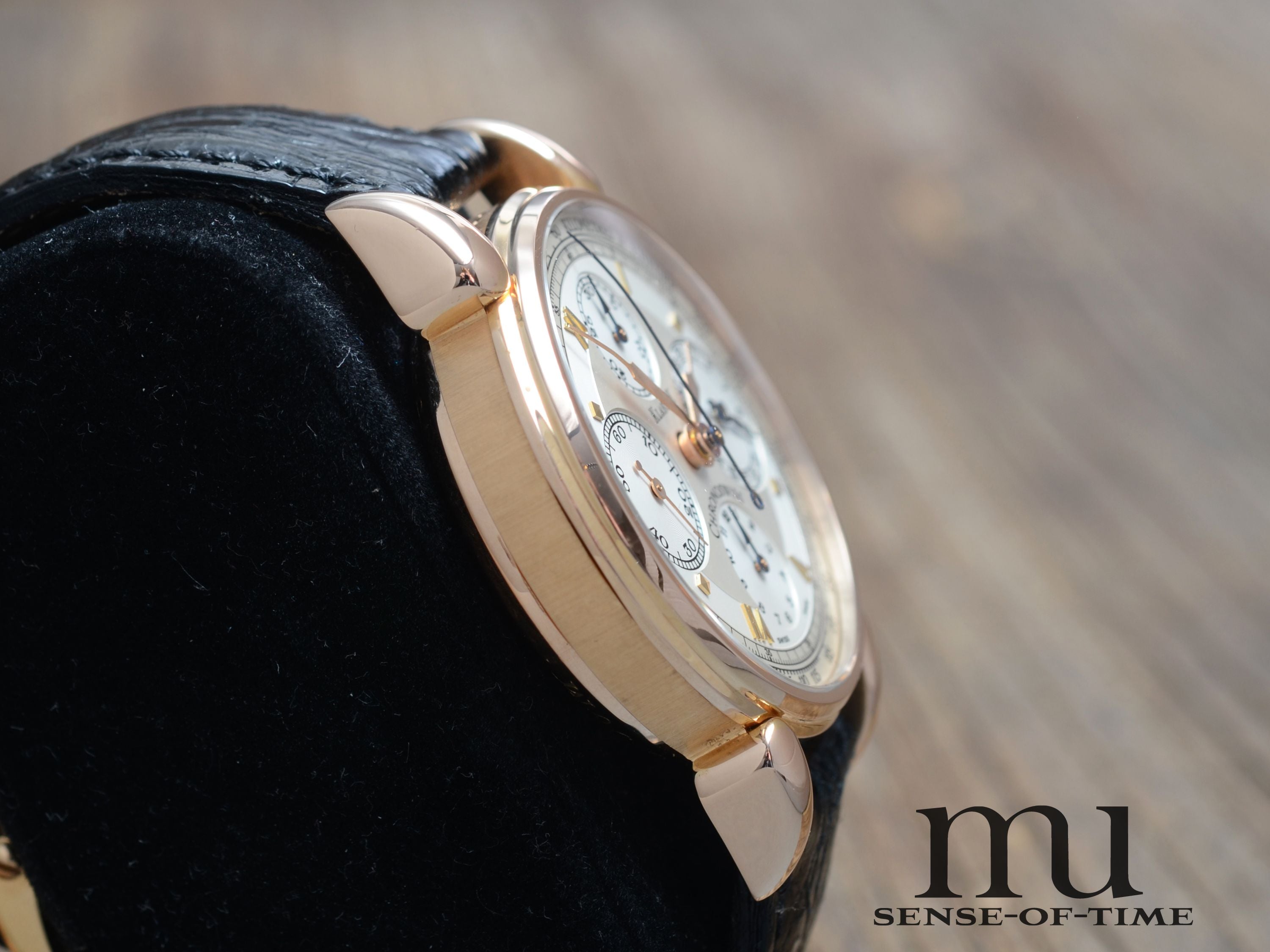Chronoswiss 'Turtle' Klassik Chronograph, 18kt Gold, Glasboden, Ref.: CH 7401