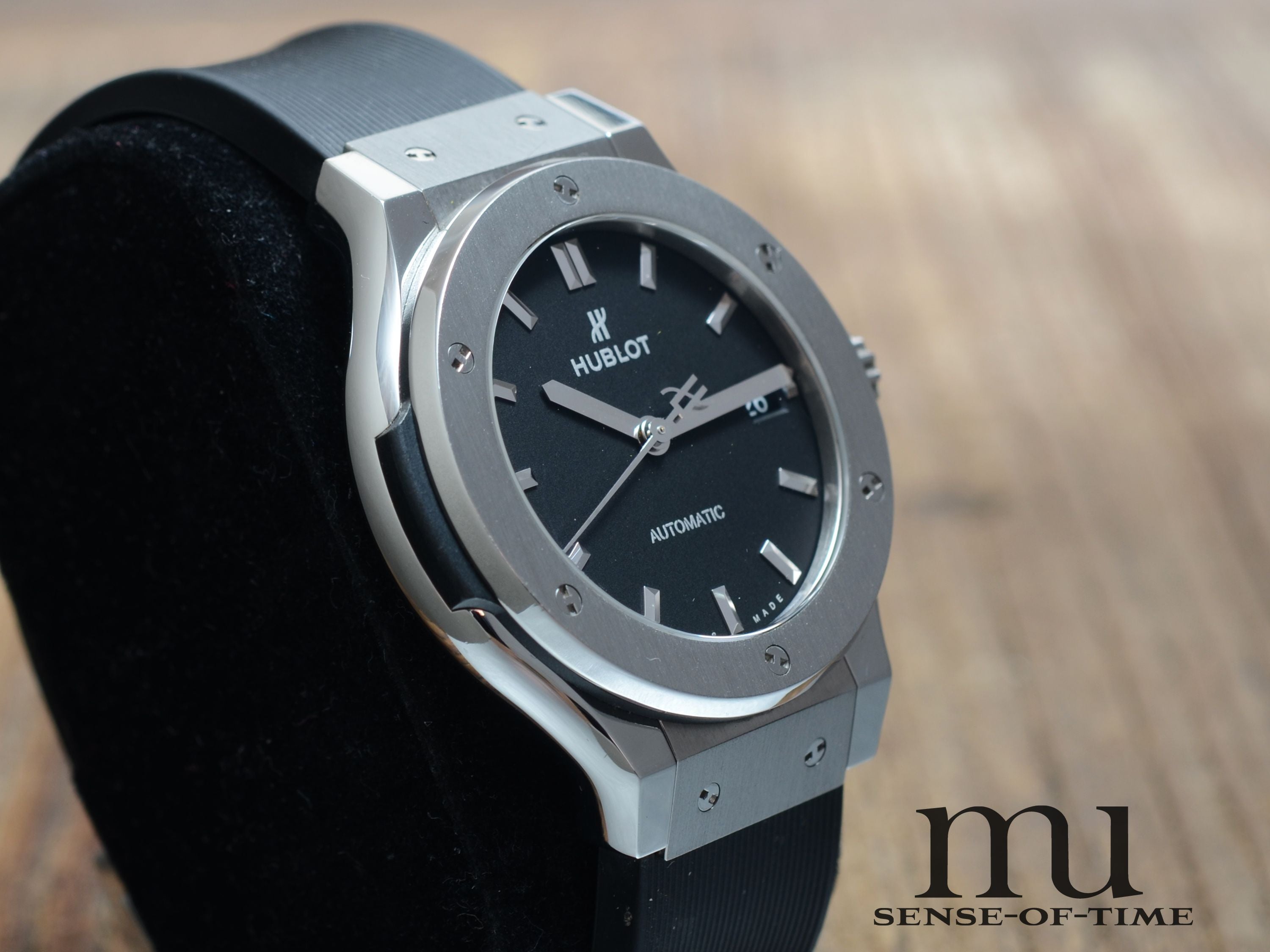 Hublot Classic Fusion, Medium 38mm, Schwarzes Zifferblatt