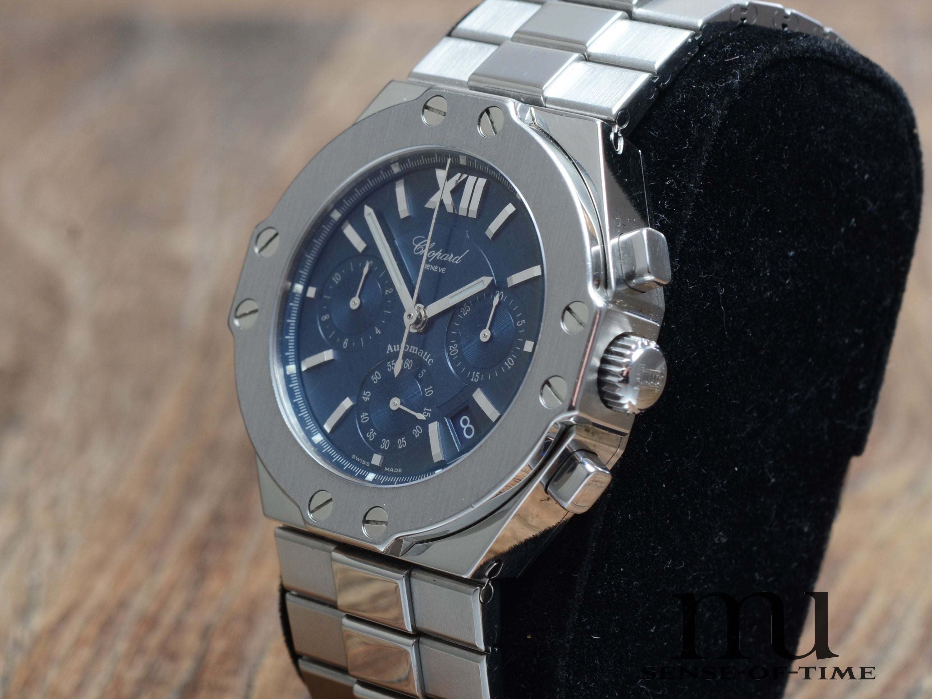 Chopard St. Moritz mit blauem Zifferblatt und integriertem Armband, Ref.: 8333