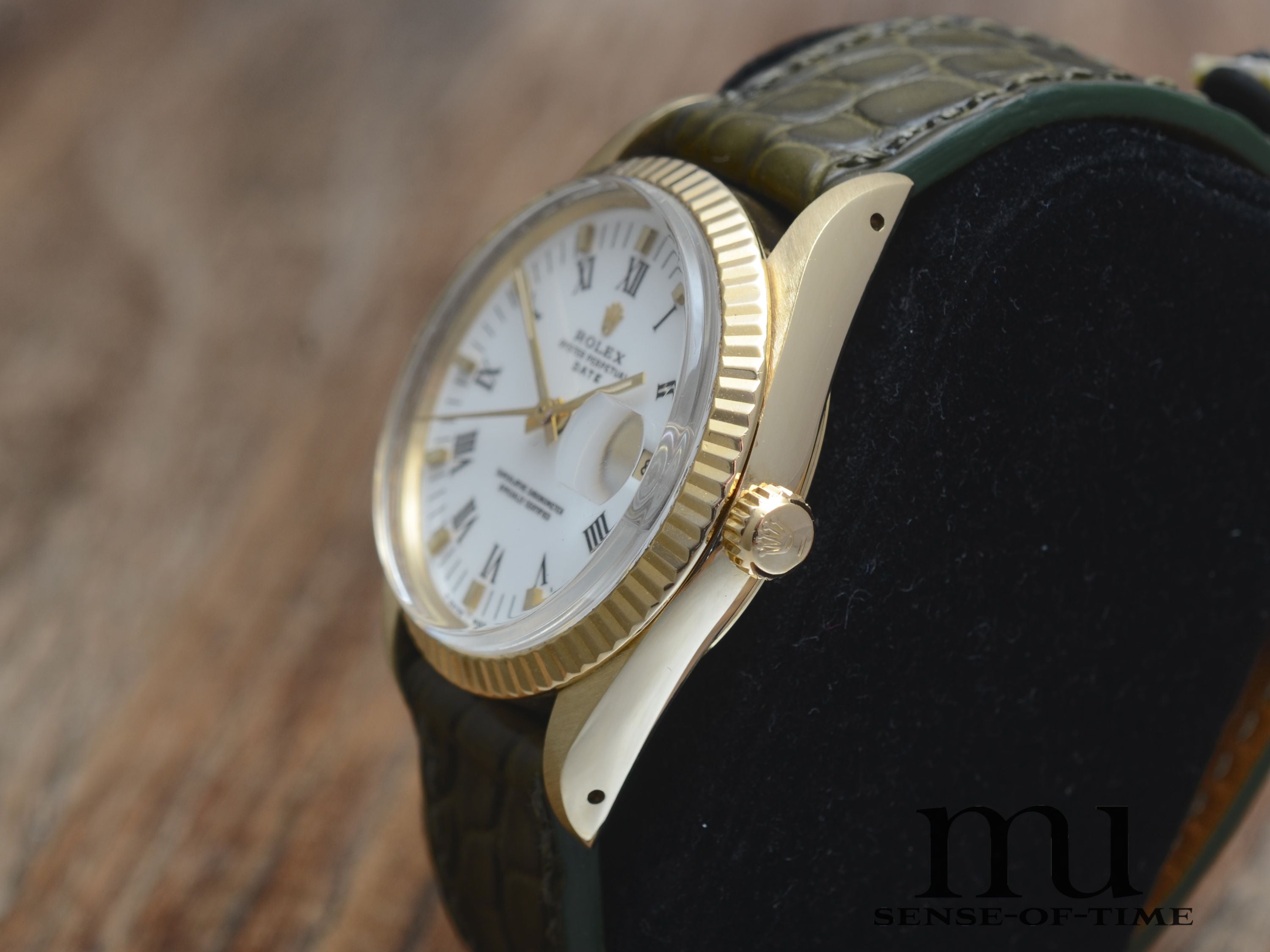 Rolex Oyster Perpetual Date Lady, Gold, 34mm, weißes Zifferblatt, Ref.: 1503