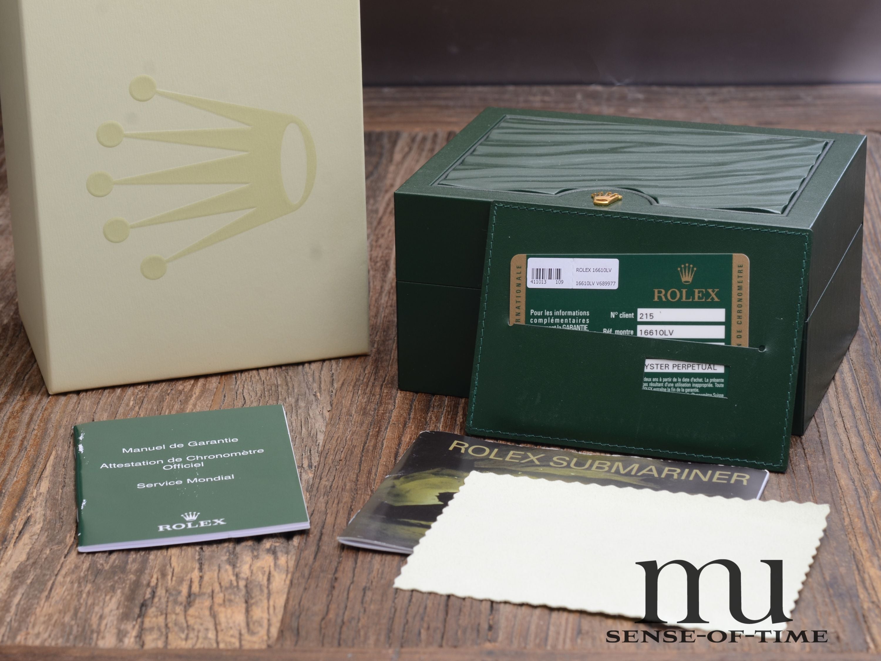 Rolex Submariner Date Kermit, Ref.: 16610LV, verklebt NOS, RRR-Gravur Full Set
