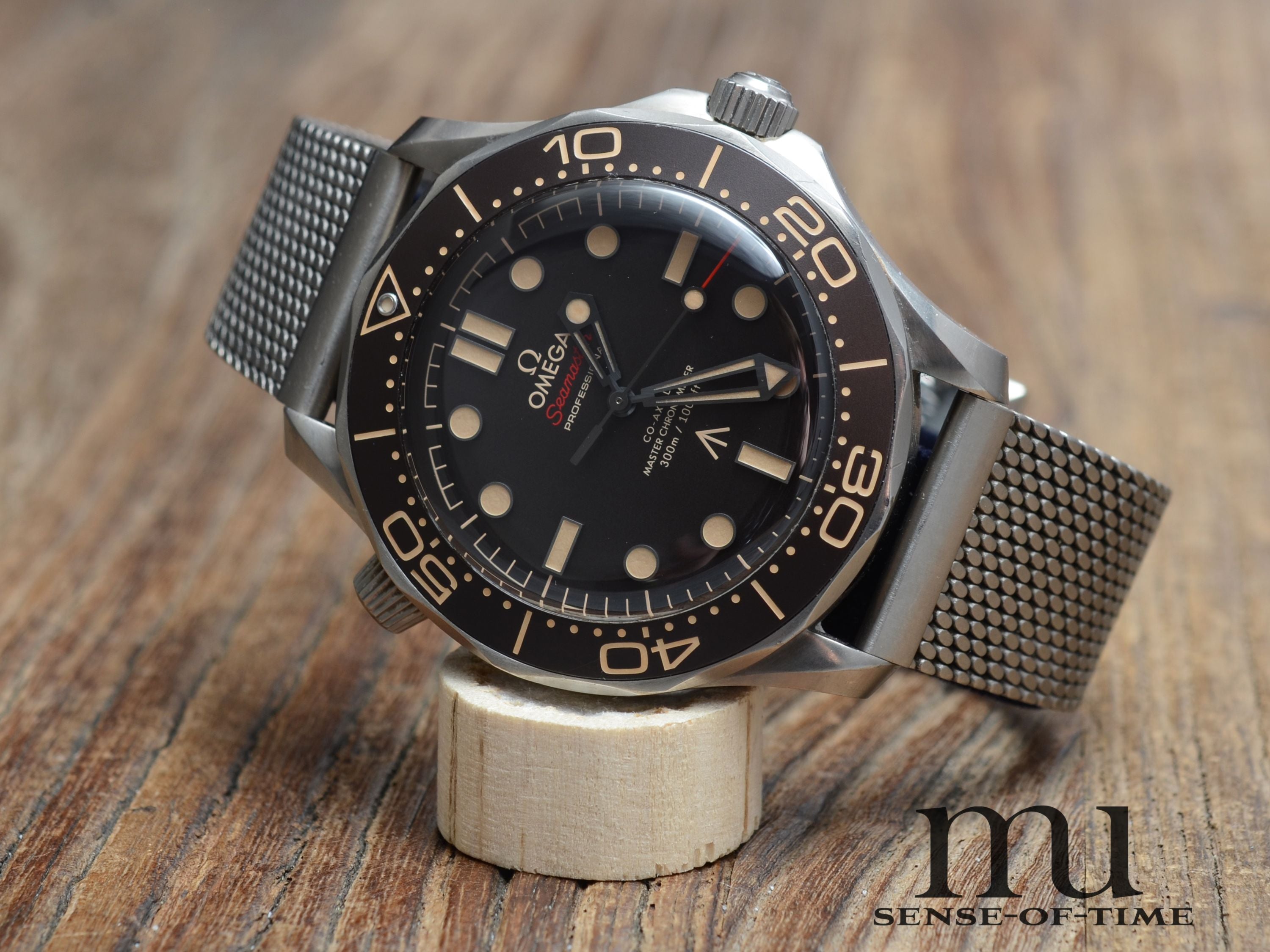 Omega Seamaster Diver James Bond 007 Edition, Ref.: 210.90.42.20.01.001