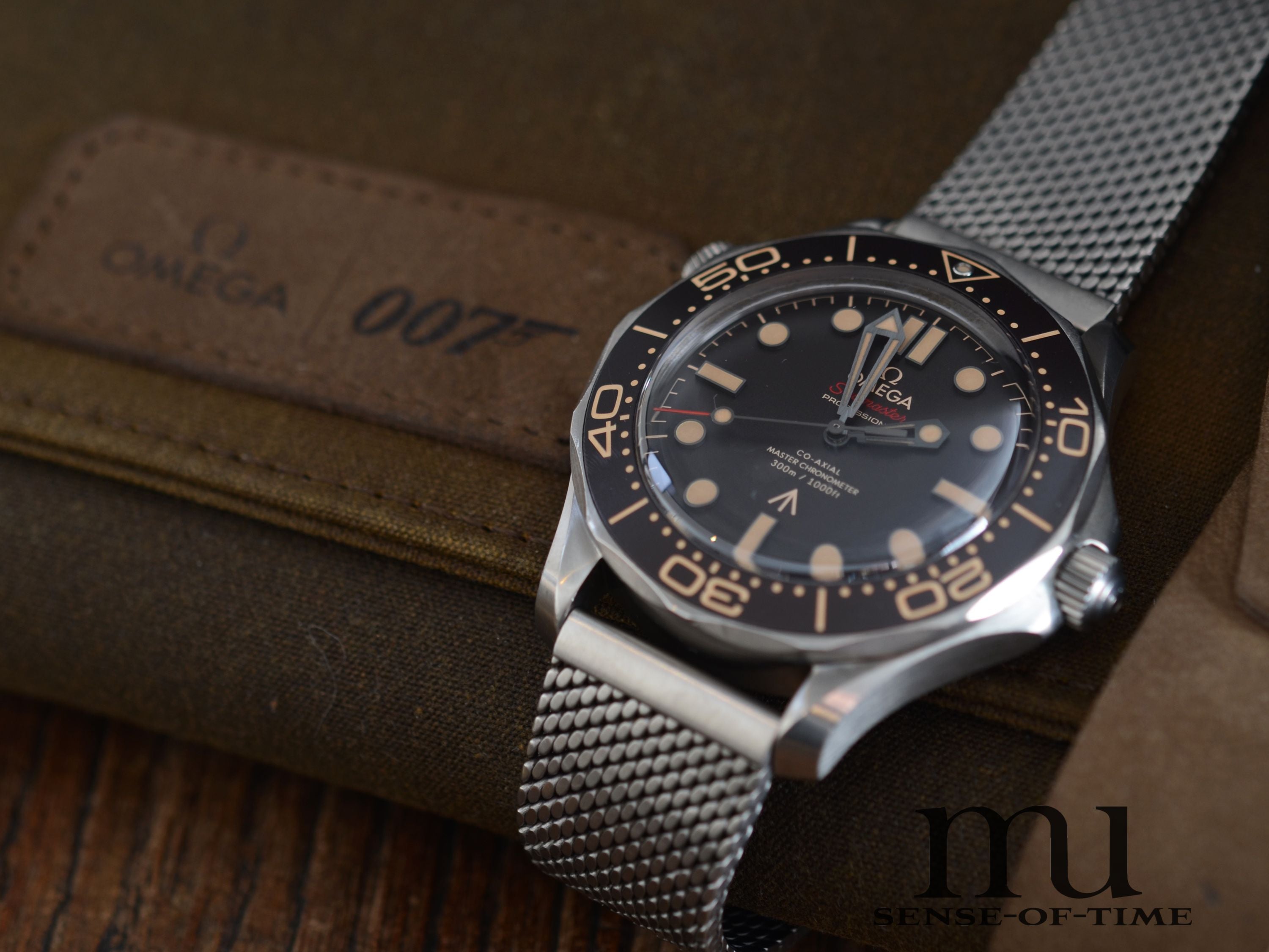 Omega Seamaster Diver James Bond 007 Edition, Ref.: 210.90.42.20.01.001