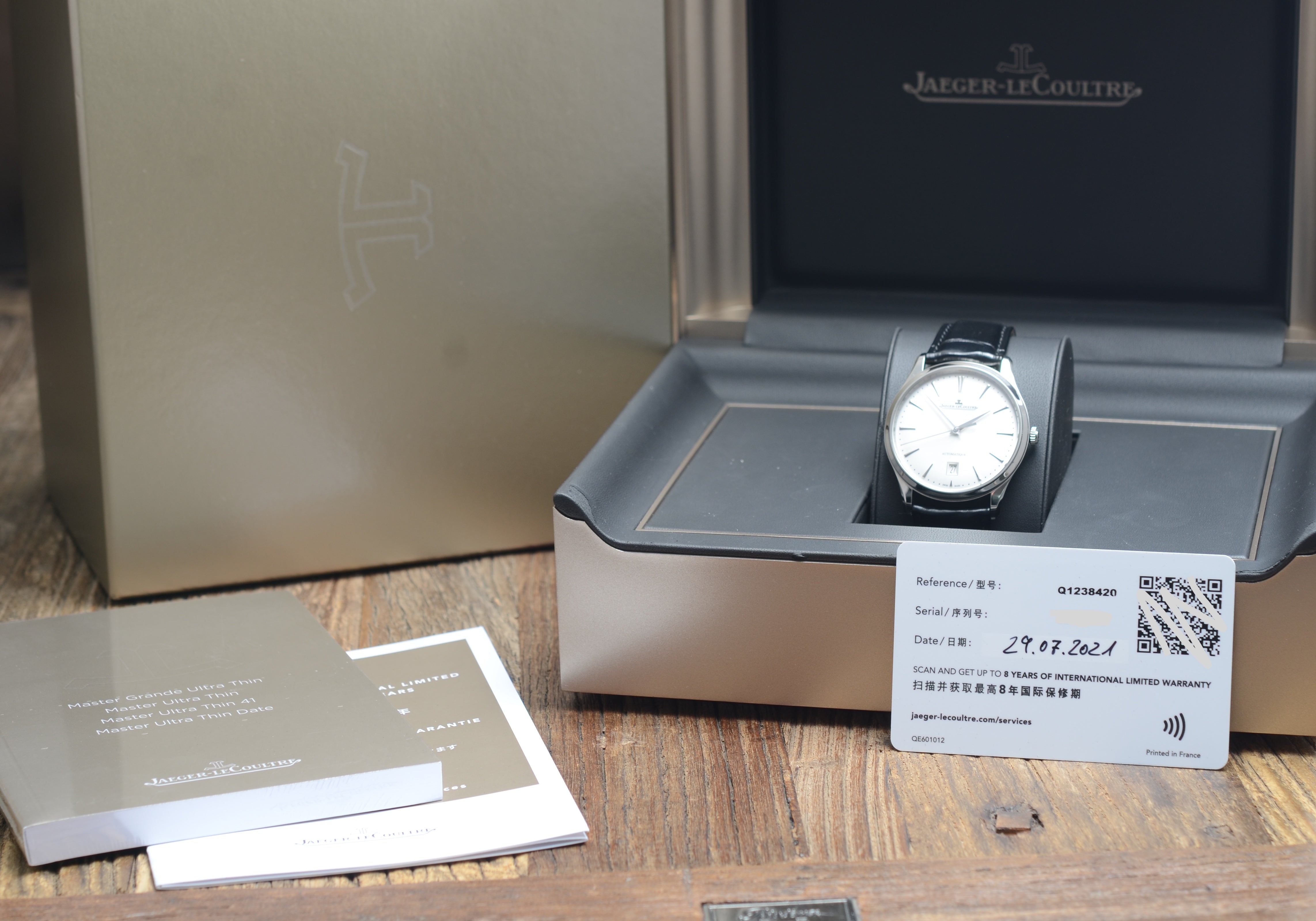 Jaeger leCoultre Master Control Ultra This Date Automatik, Ref: Q1238420