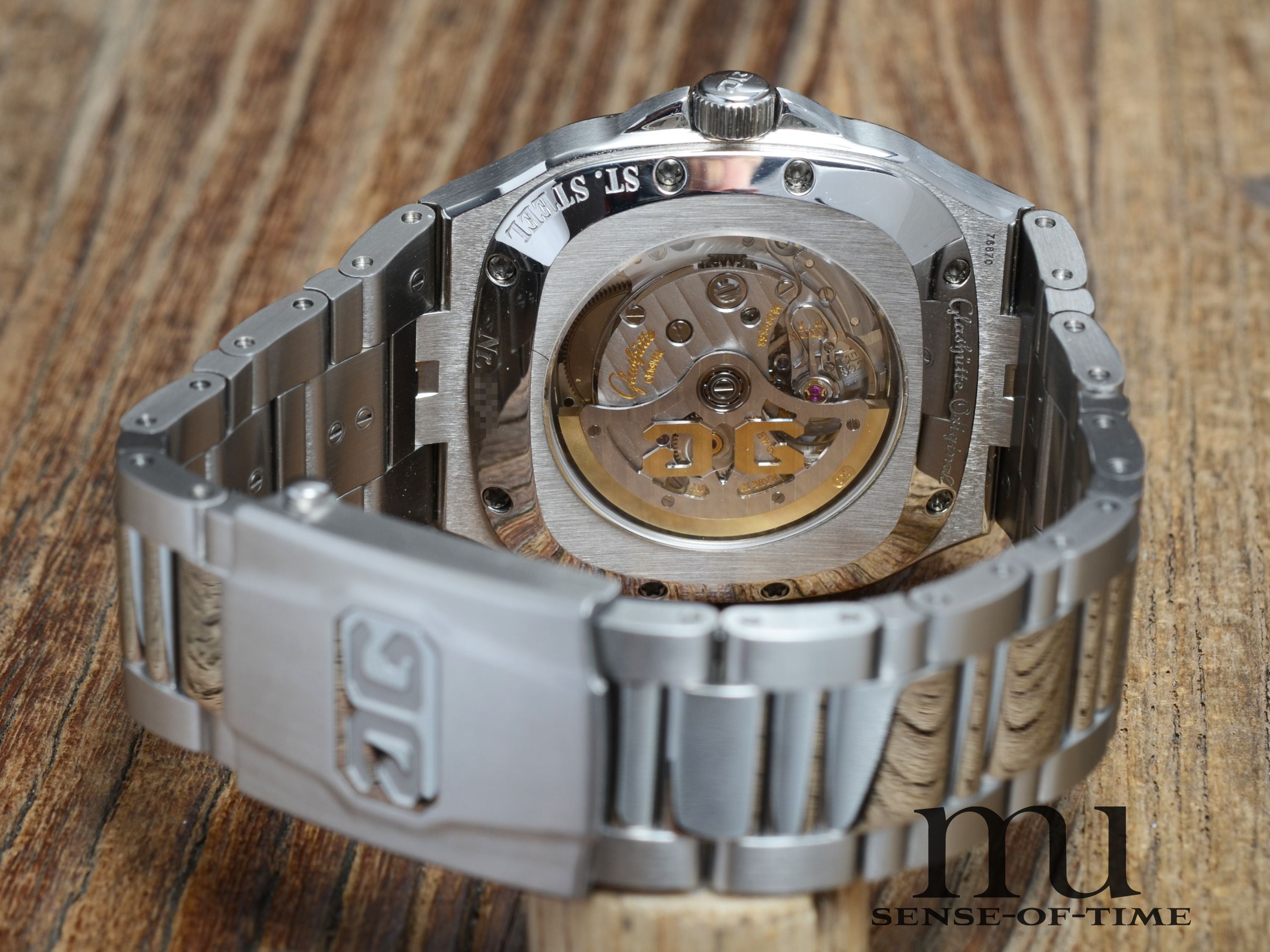 Glashütte Original Seventies Panoramdatum, Blaues Zifferblatt, Full Set, Cal.: 39-47