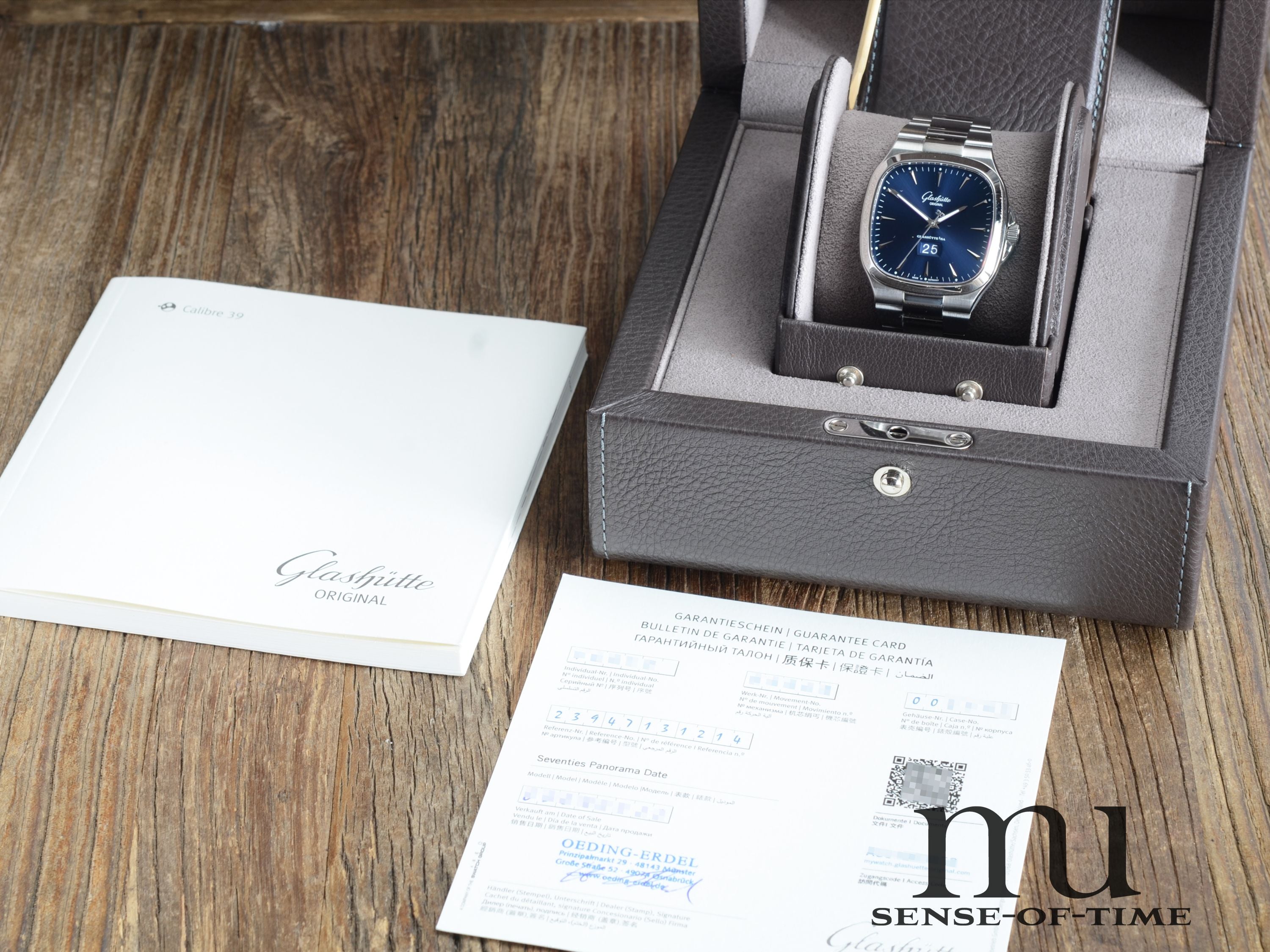 Glashütte Original Seventies Panoramdatum, Blaues Zifferblatt, Full Set, Cal.: 39-47