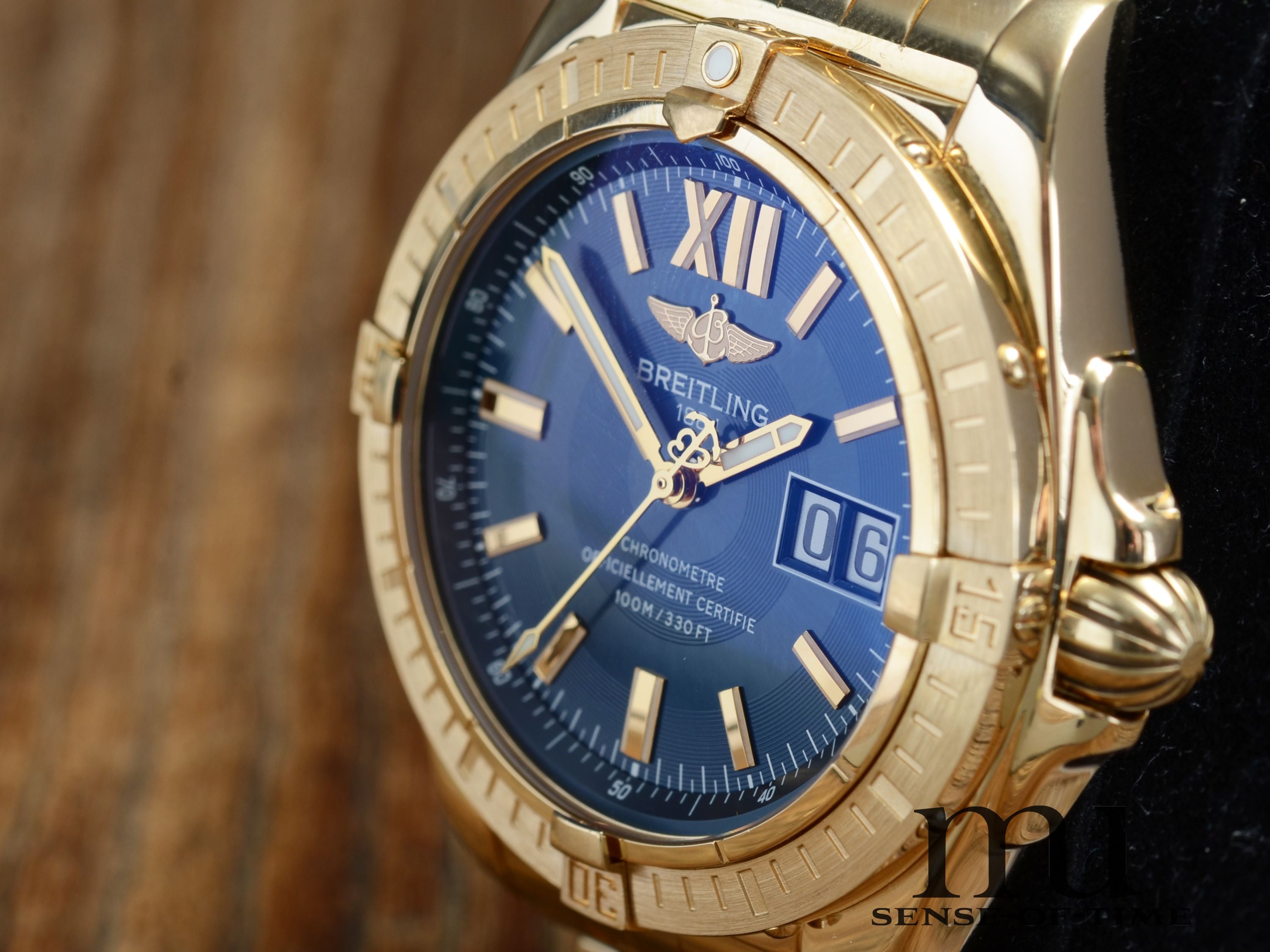 Breitling Cockpit Big Date 18kt Gold, Full Set, NOS, Ref: K49350