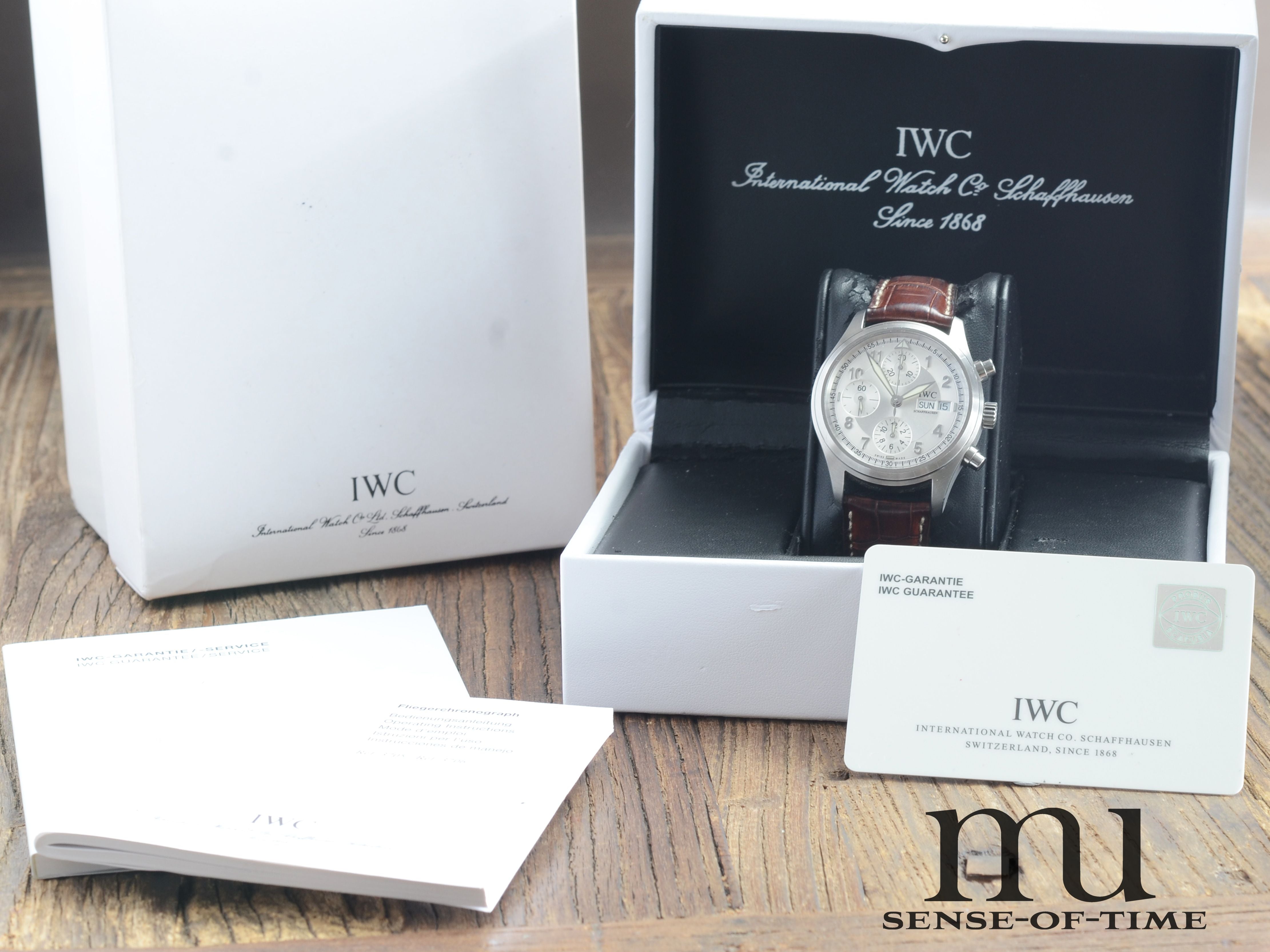 IWC Pilot Spitfire Flieger-Chronograph Day Date, IW3706