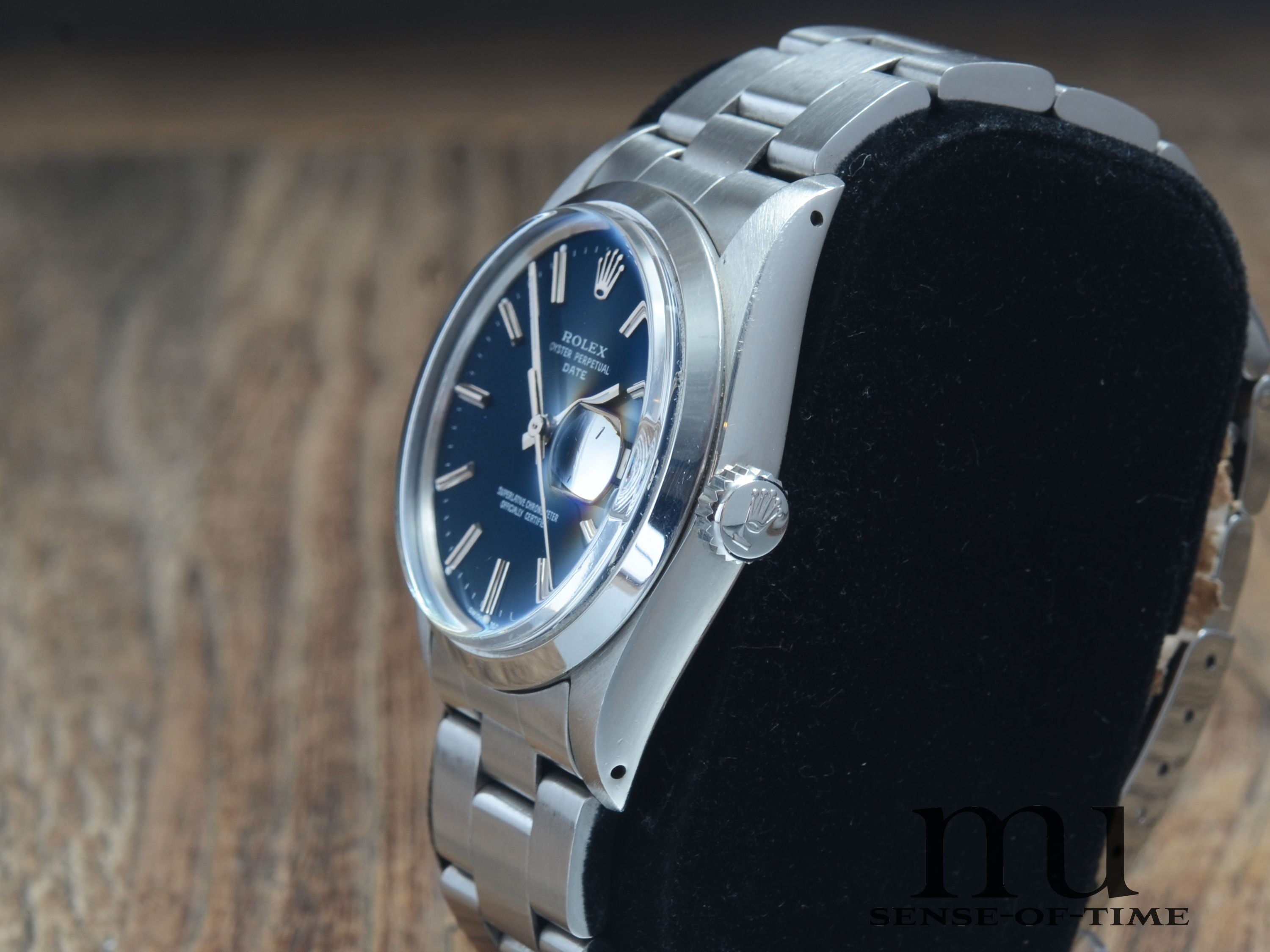 Rolex Oyster Perpetual Date 34mm, Blue Dial