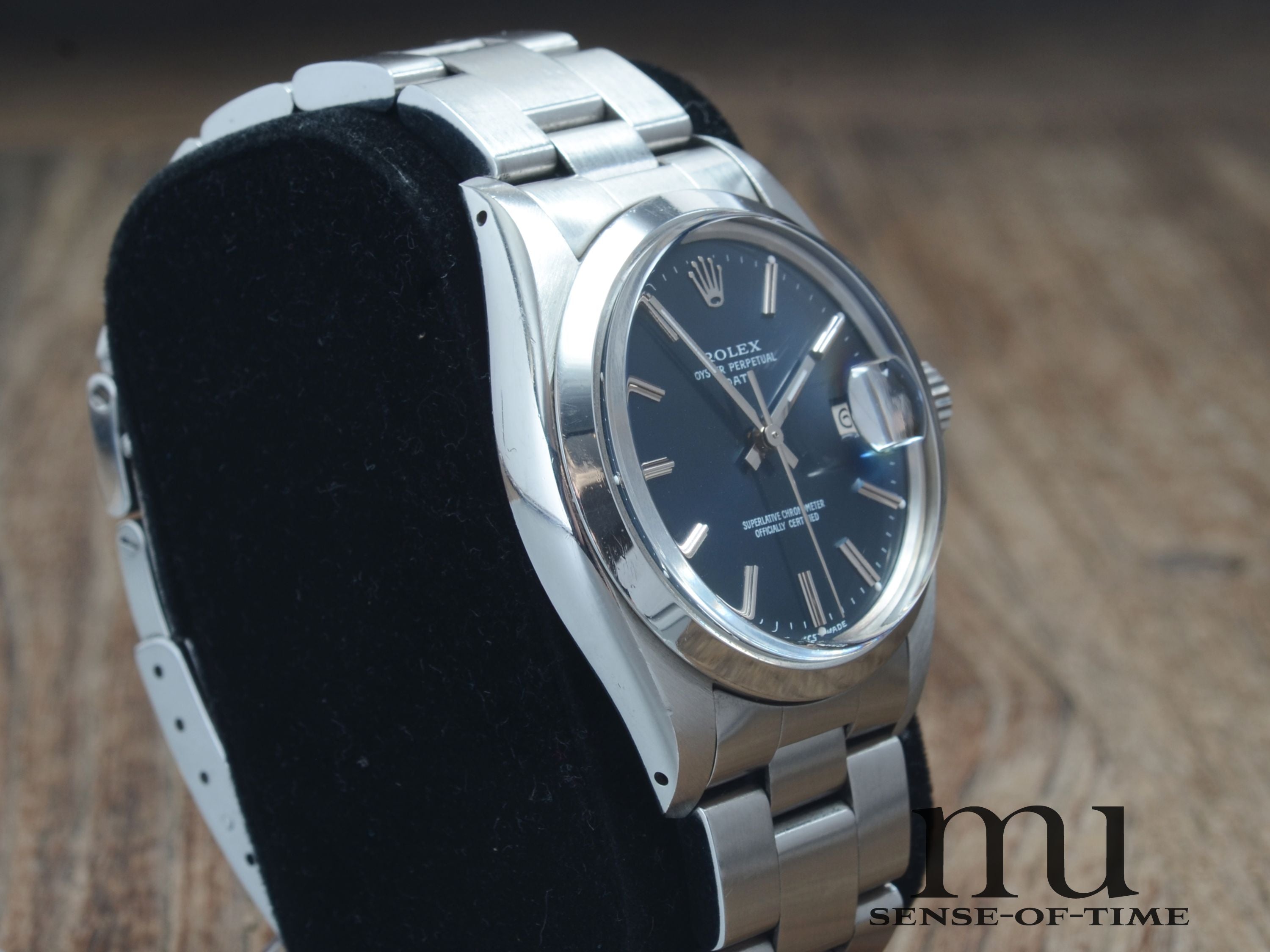 Rolex Oyster Perpetual Date 34mm, Blue Dial