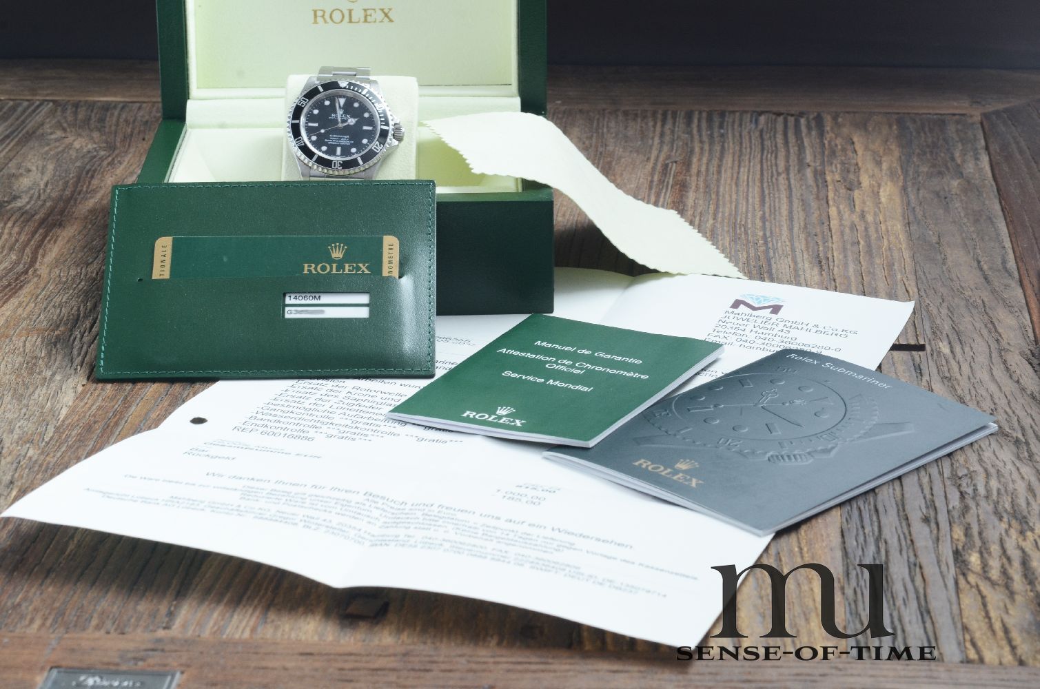 Rolex Submariner 'no date' 14060M, Rolex Service 5/2017
