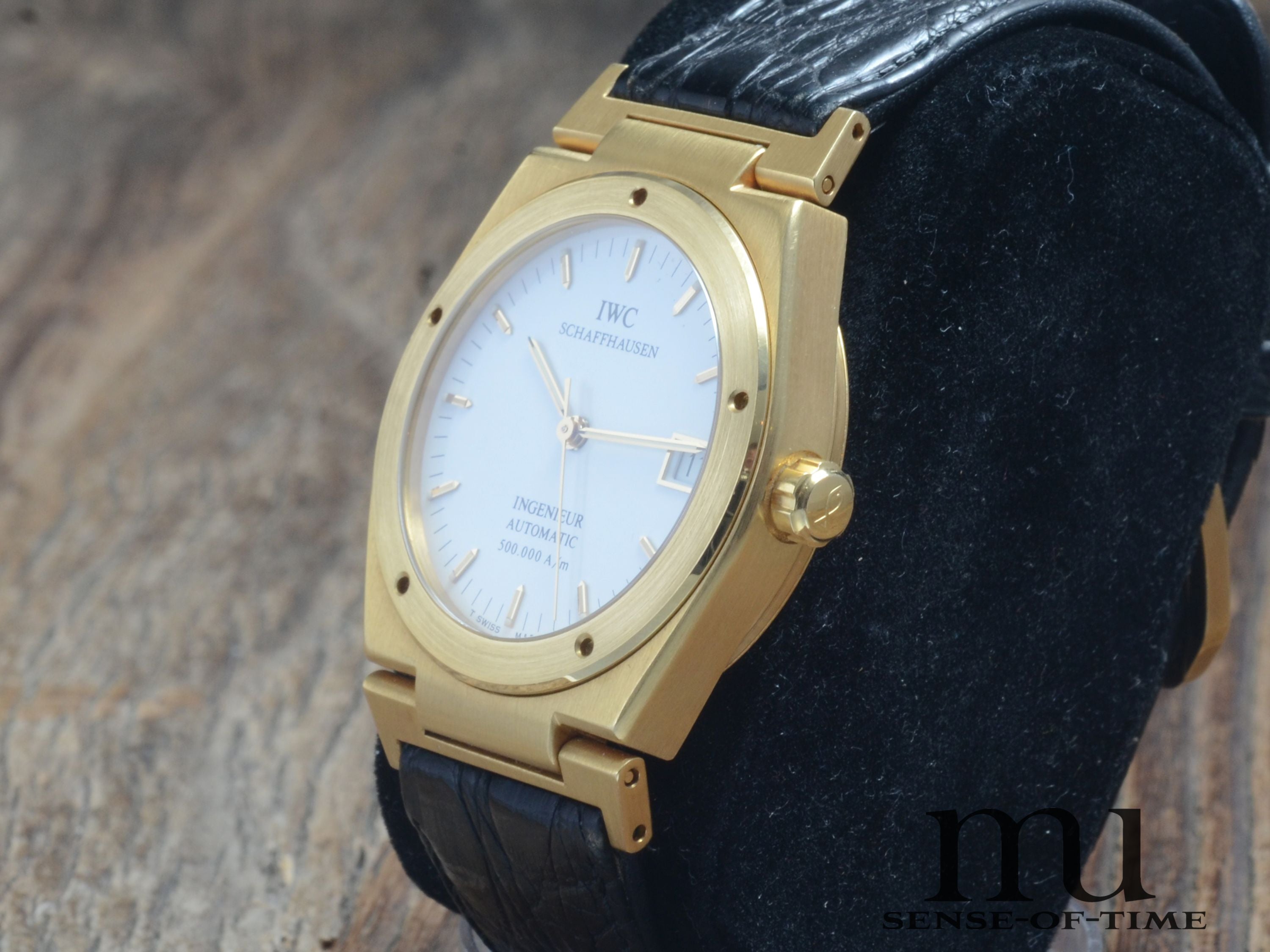 IWC Ingenieur 18kt Gold 500.000 A/m, like new, IW3518