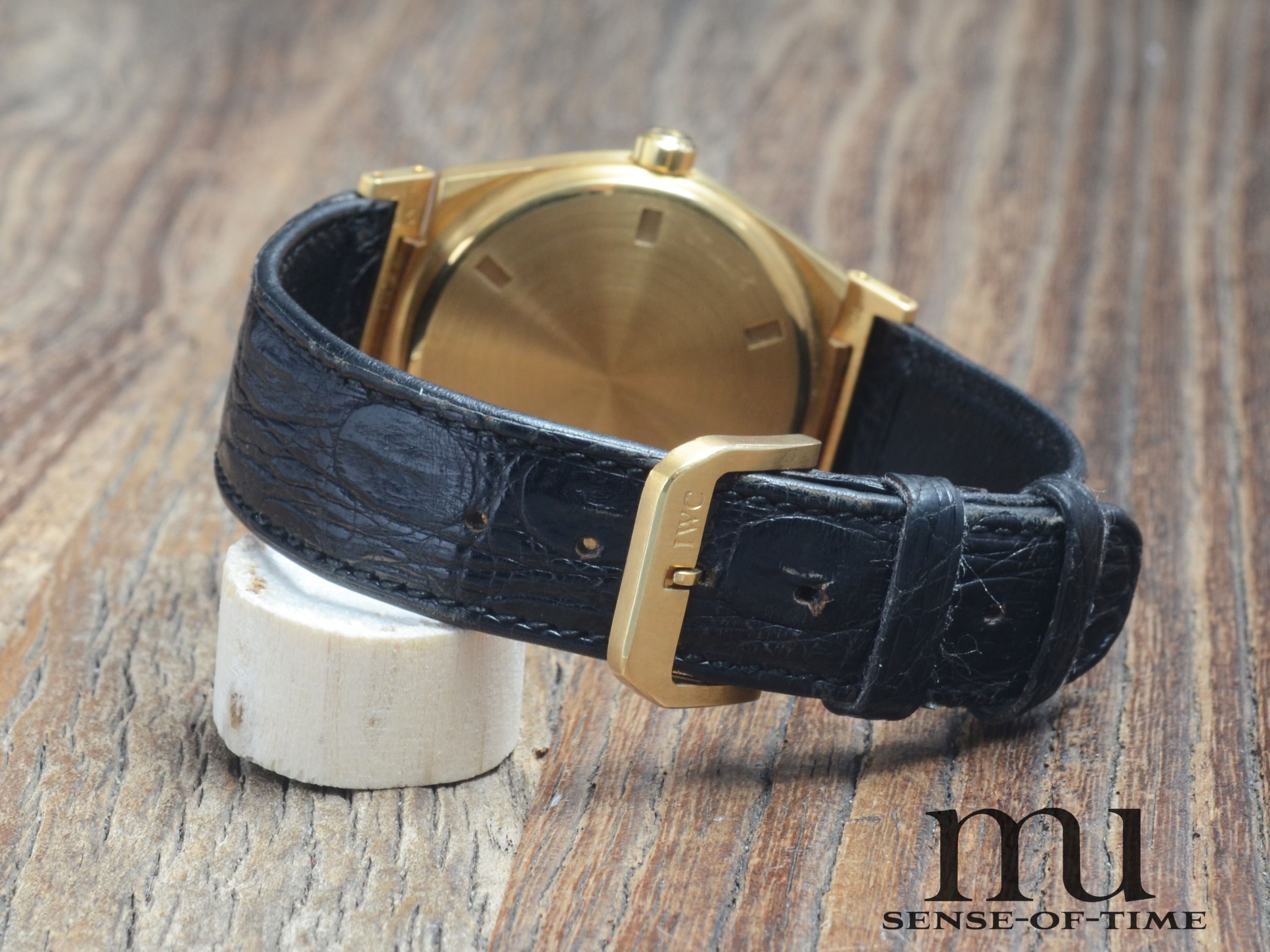 IWC Ingenieur 18kt Gold 500.000 A/m, like new, IW3518