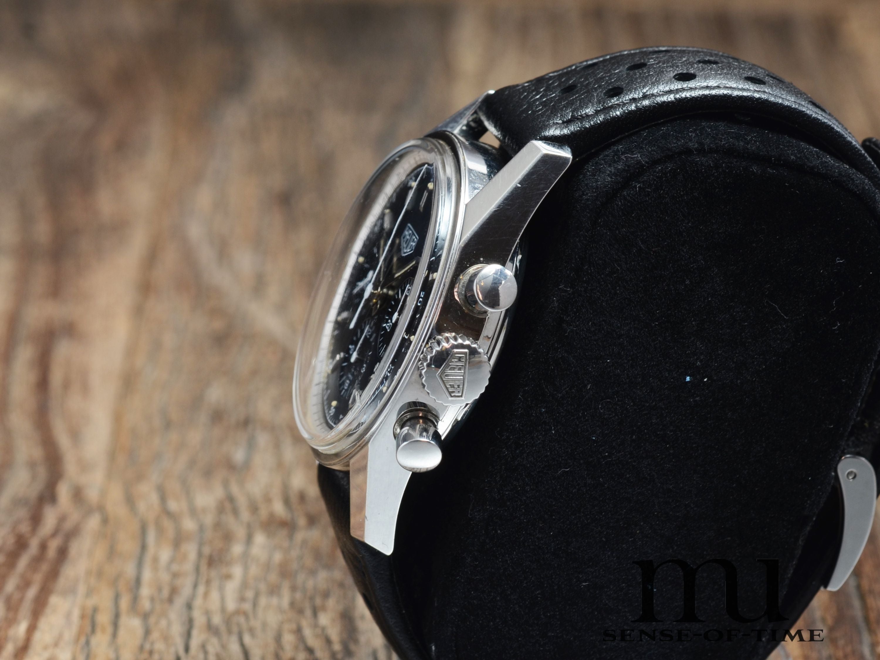 Heuer Carrera 1964 Re-Edition Lemania Handaufzug