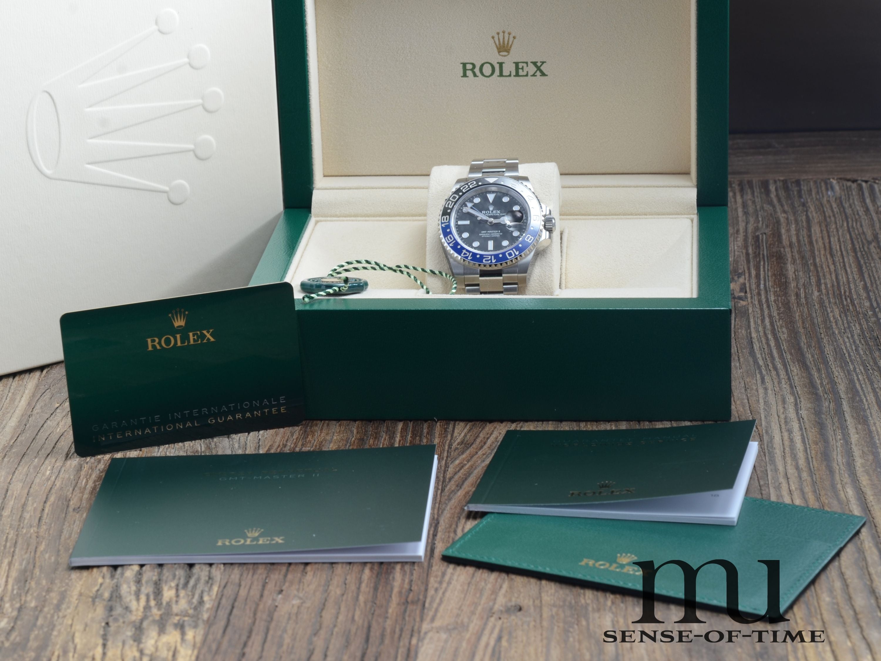 Rolex GMT Master II, Ref. 126710BLNR Batman, neu