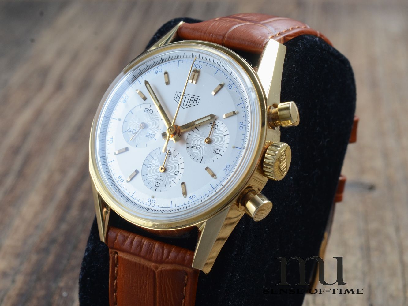 Heuer Carrera 18kt Gold Lemania Chronograph