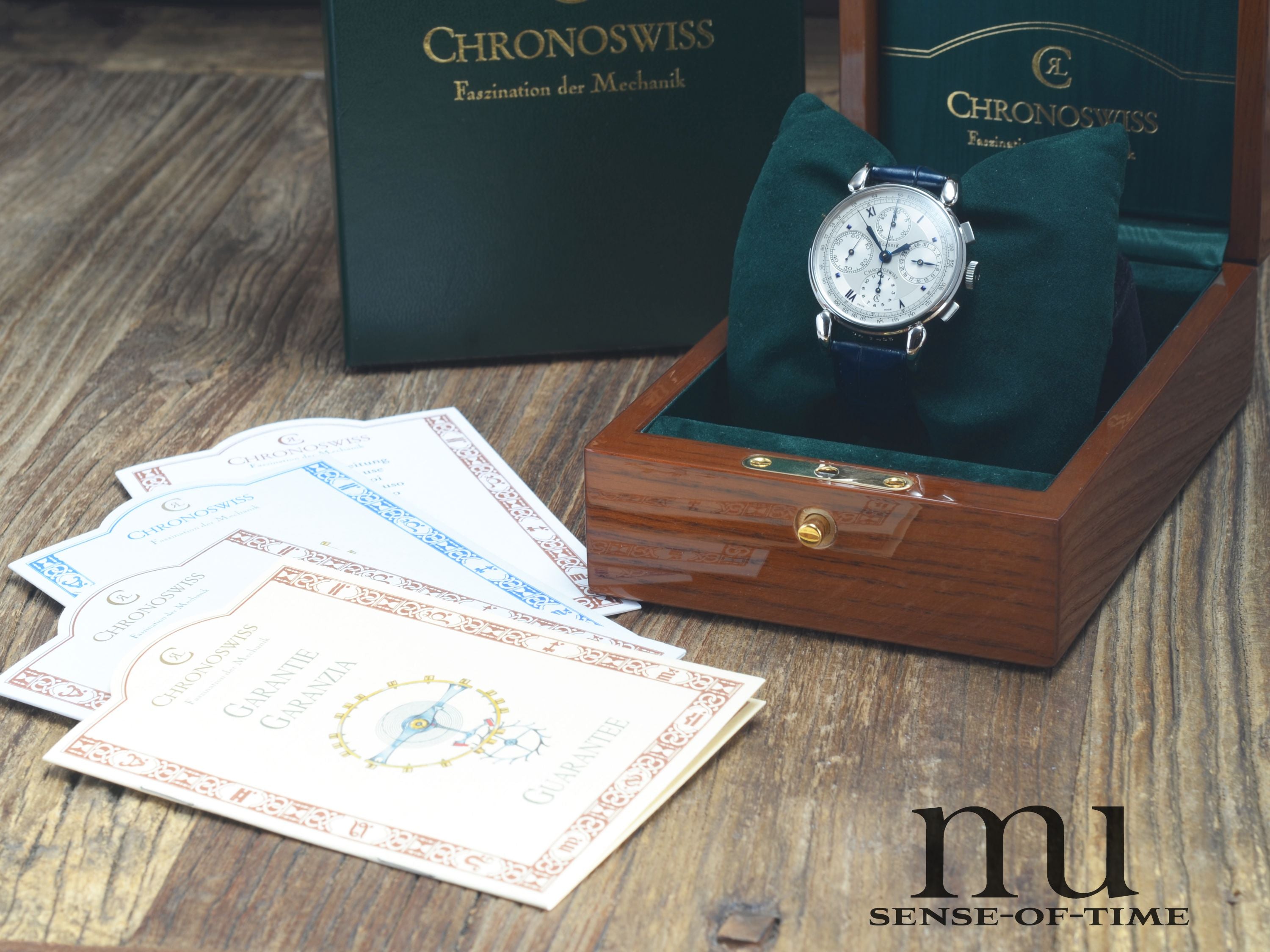 Chronoswiss 'Turtle' Klassik Chronograph mit Glasboden