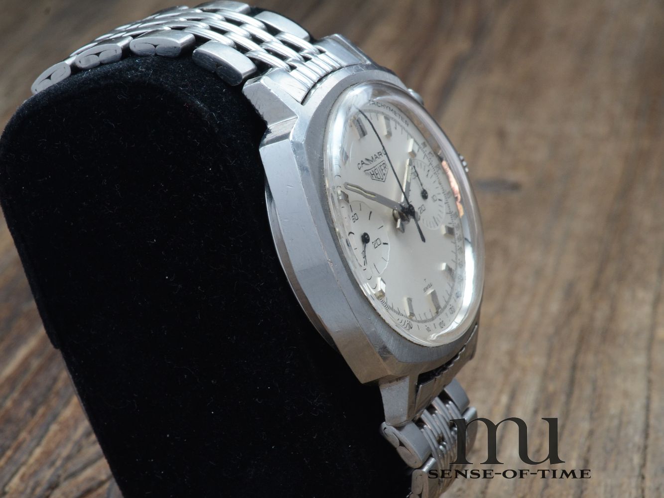 Heuer Camaro mit Gay Freres Double Bed Of Rice Bracelet