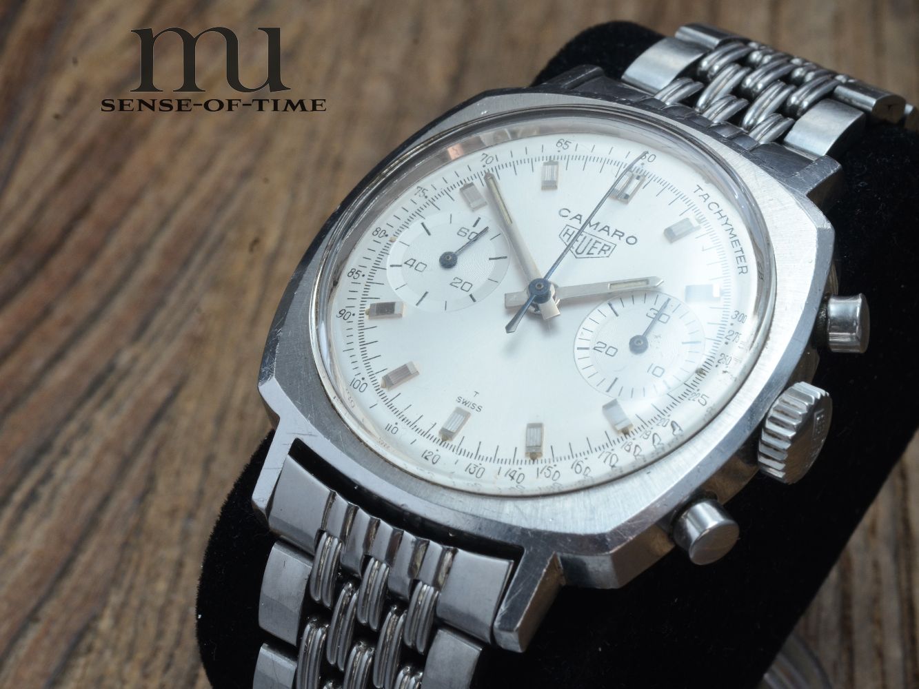 Heuer Camaro mit Gay Freres Double Bed Of Rice Bracelet