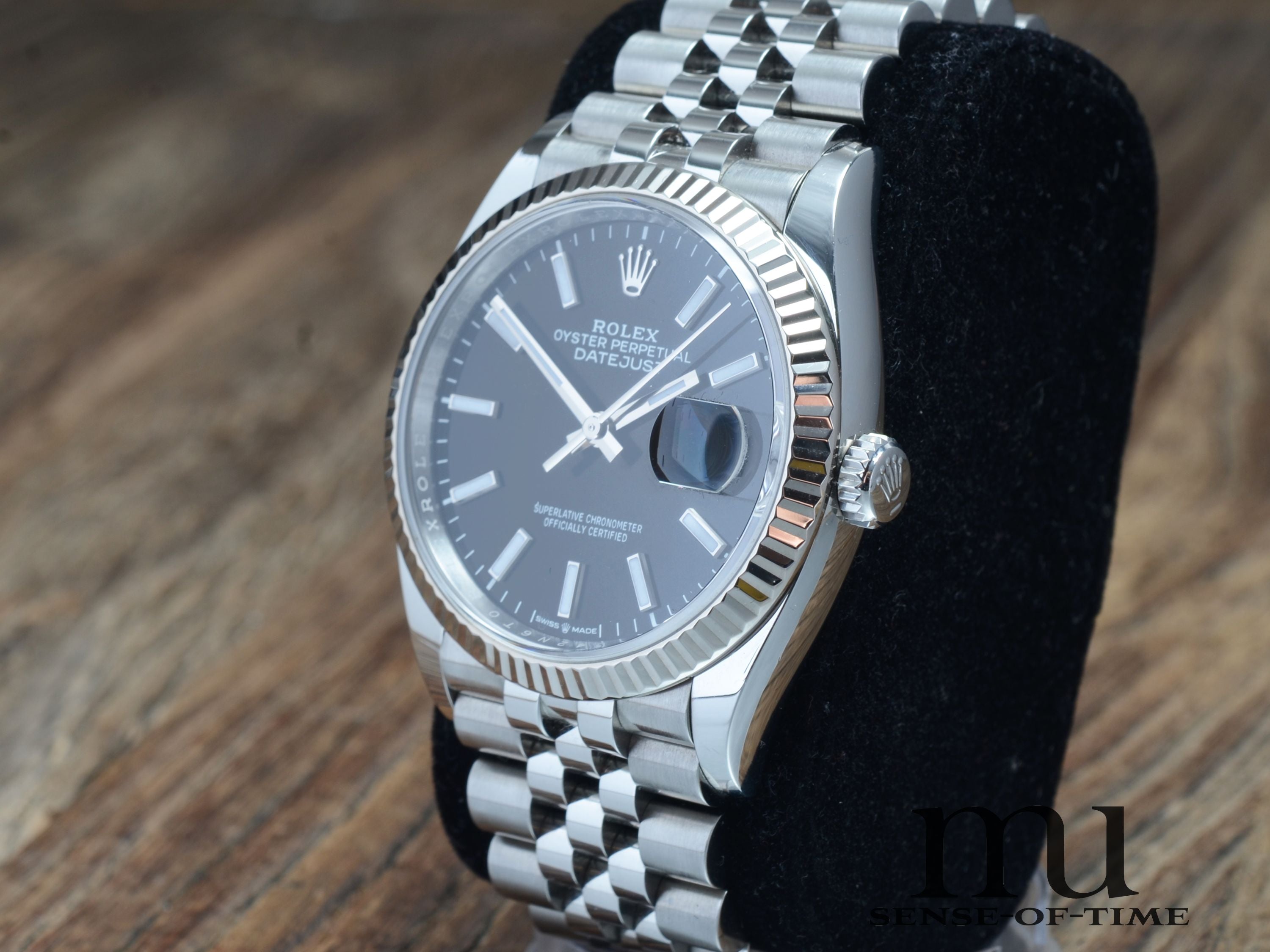 Rolex Datejust 36mm Black Dial Jubilee-Bracelet, LC100, Ref.: 126234