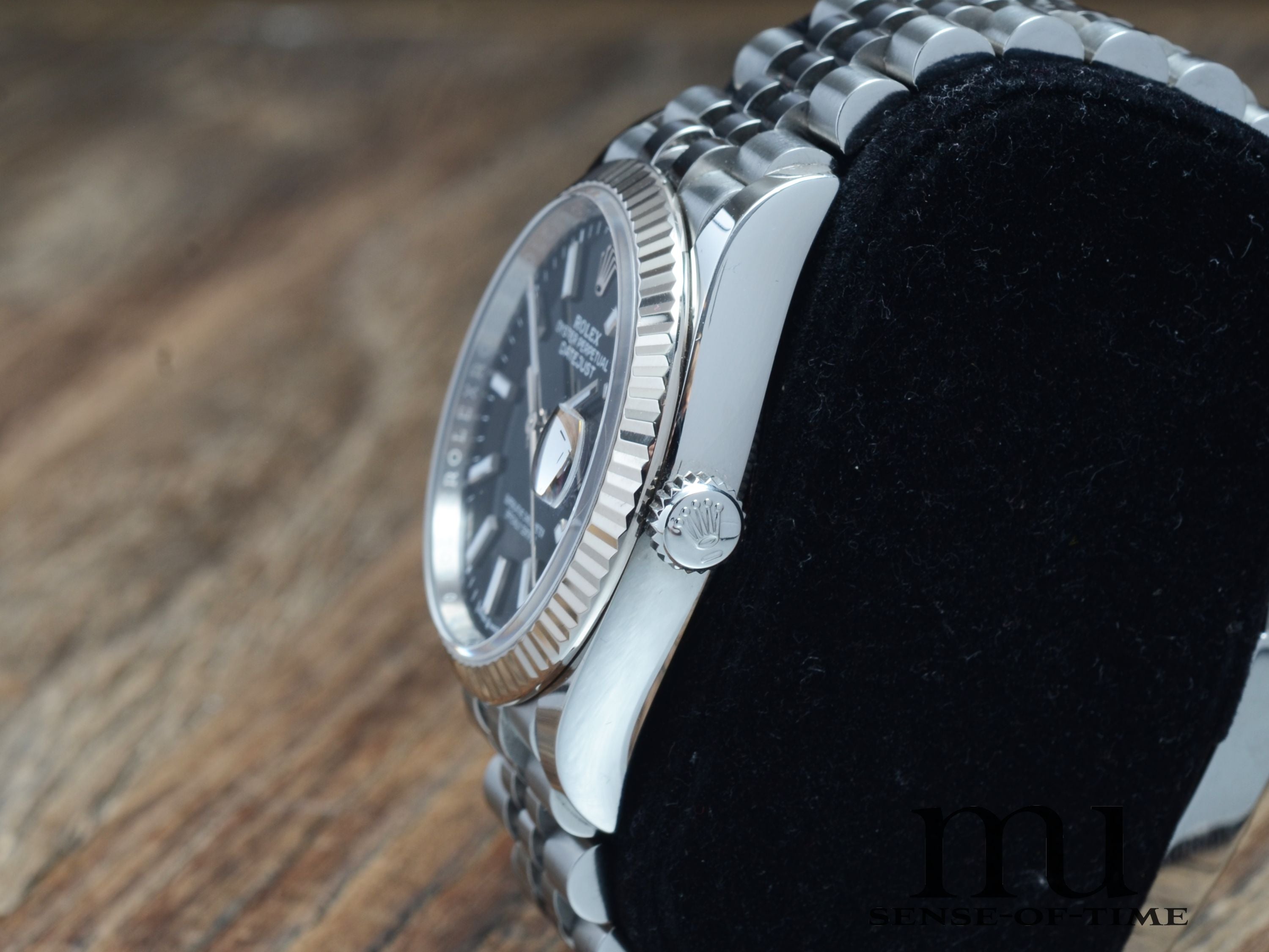 Rolex Datejust 36mm Black Dial Jubilee-Bracelet, LC100, Ref.: 126234