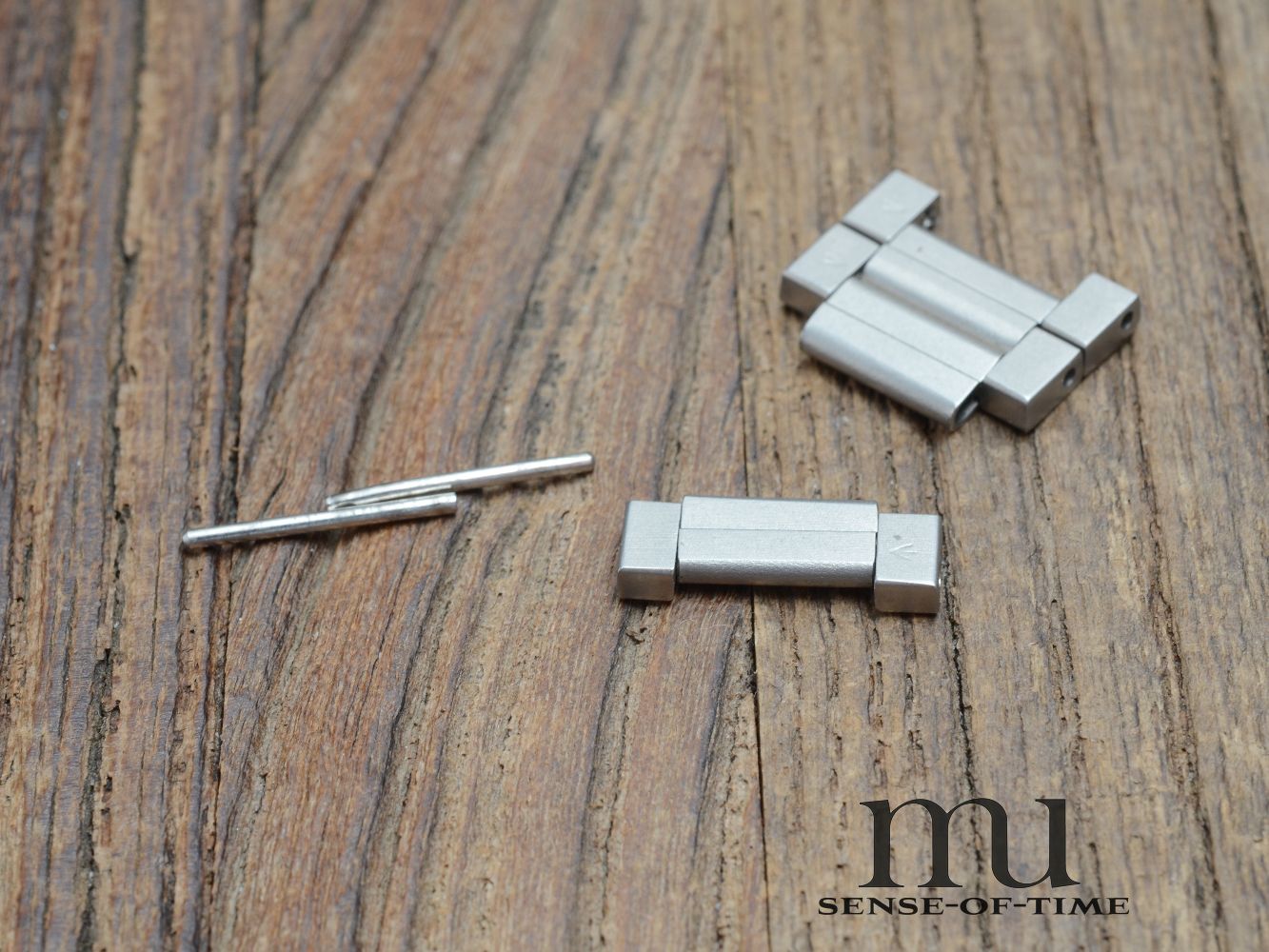 Zubehörteile: Bandglied Link Omega Speedmaster Teutonic, NOS